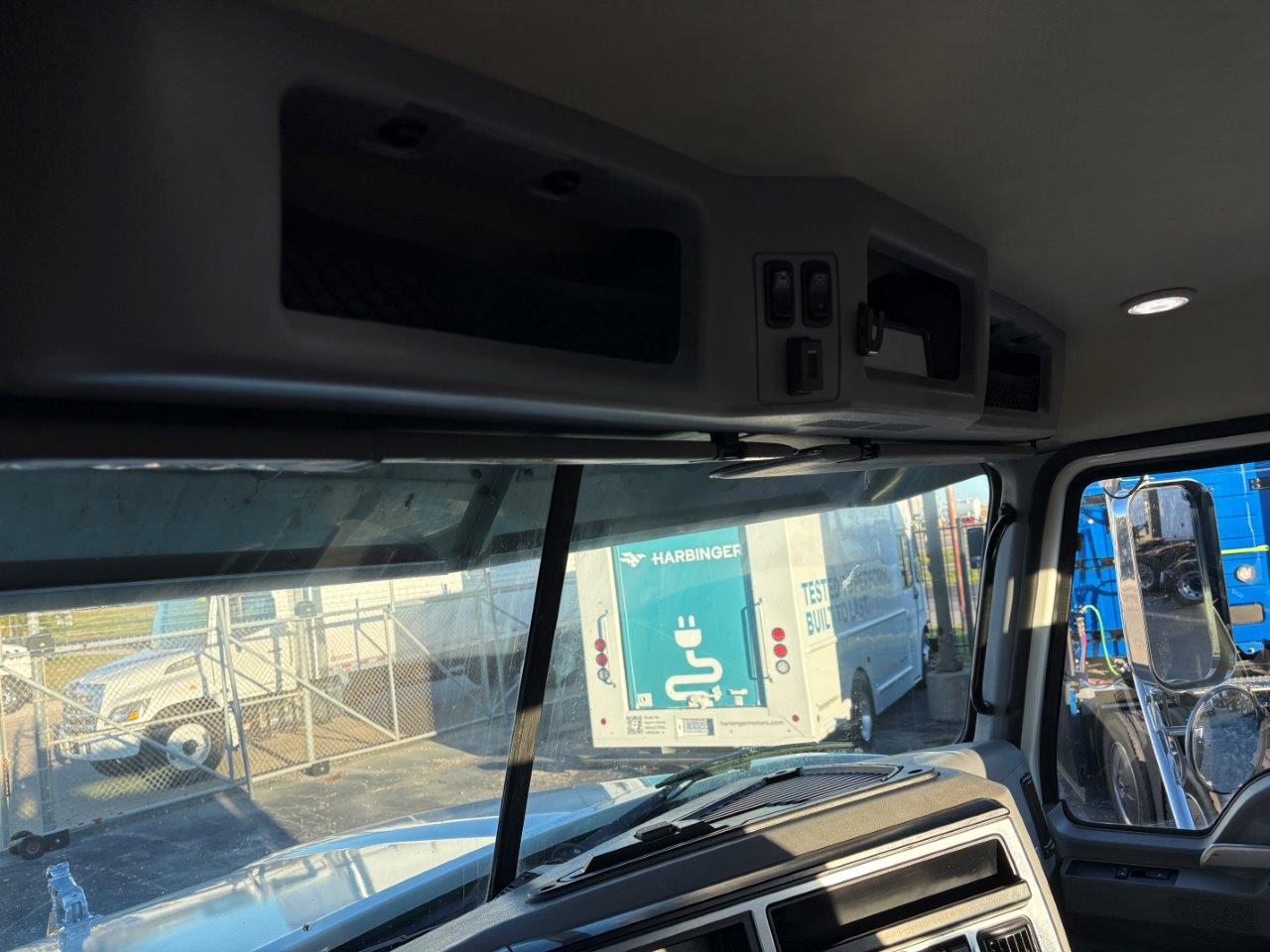 2022 Mack - image 23