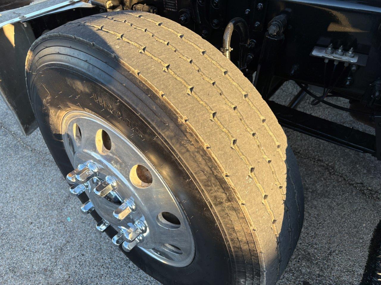 2022 Mack - image 19