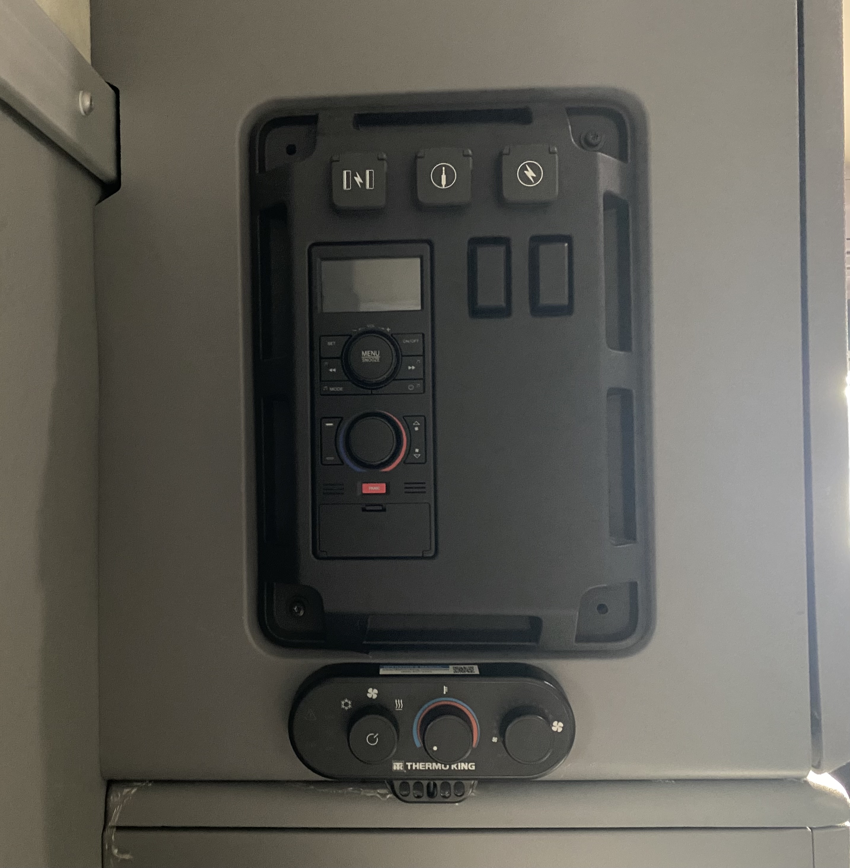 2022 Mack - image 26