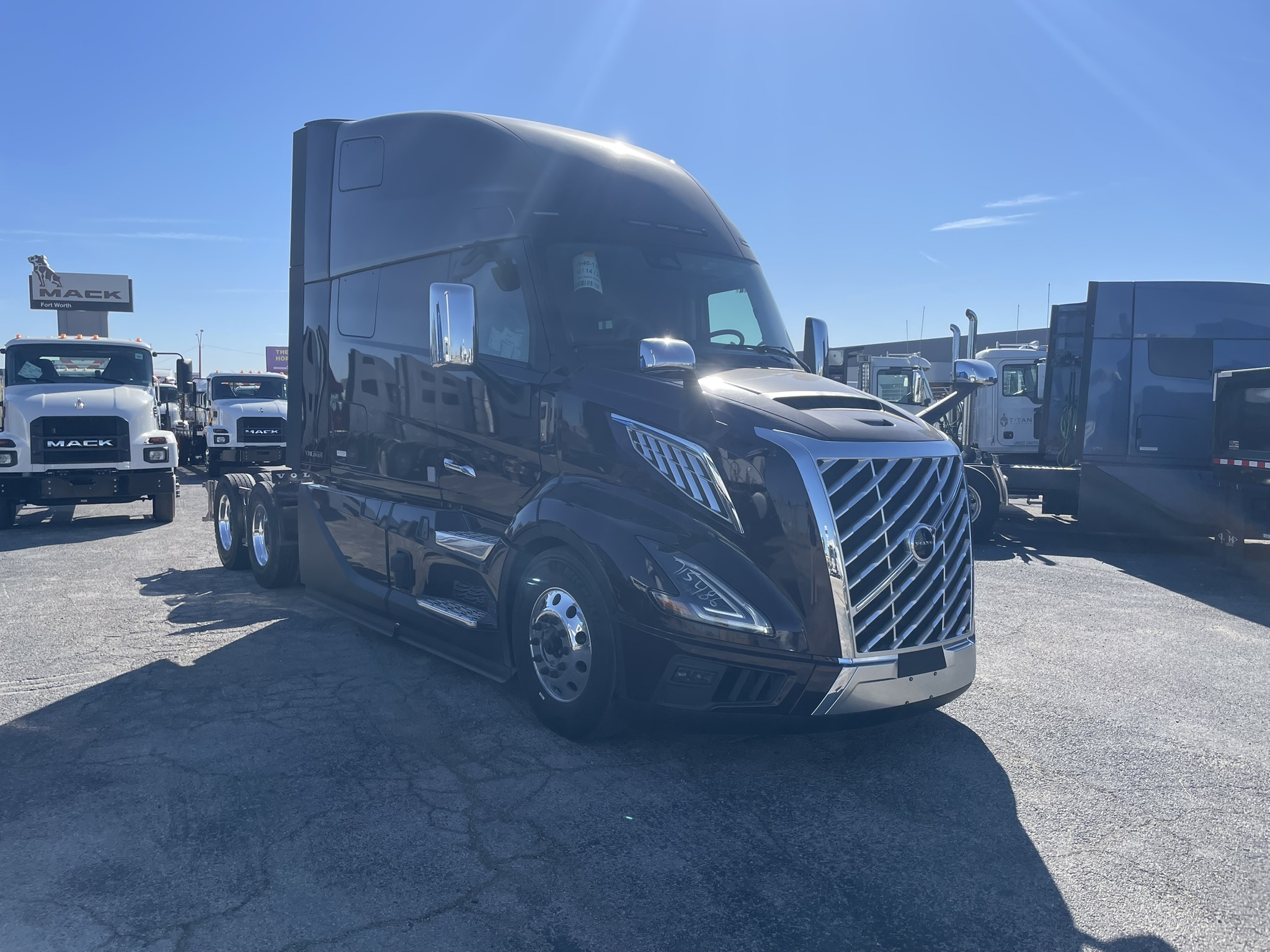 2026 Volvo - image 3