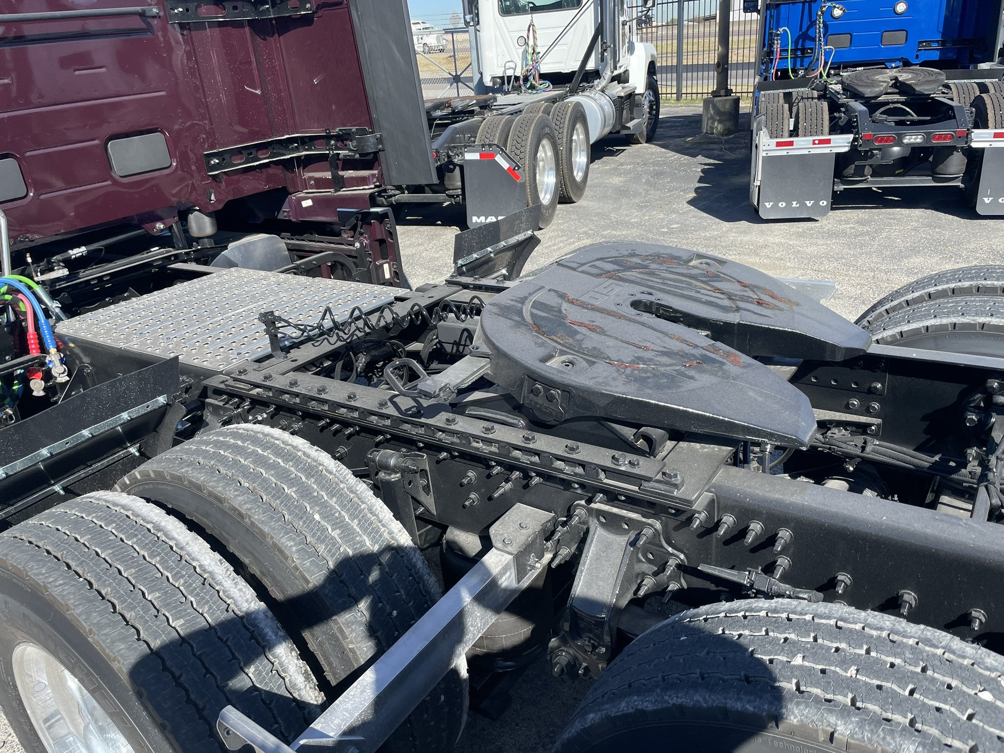 2026 Volvo - image 6