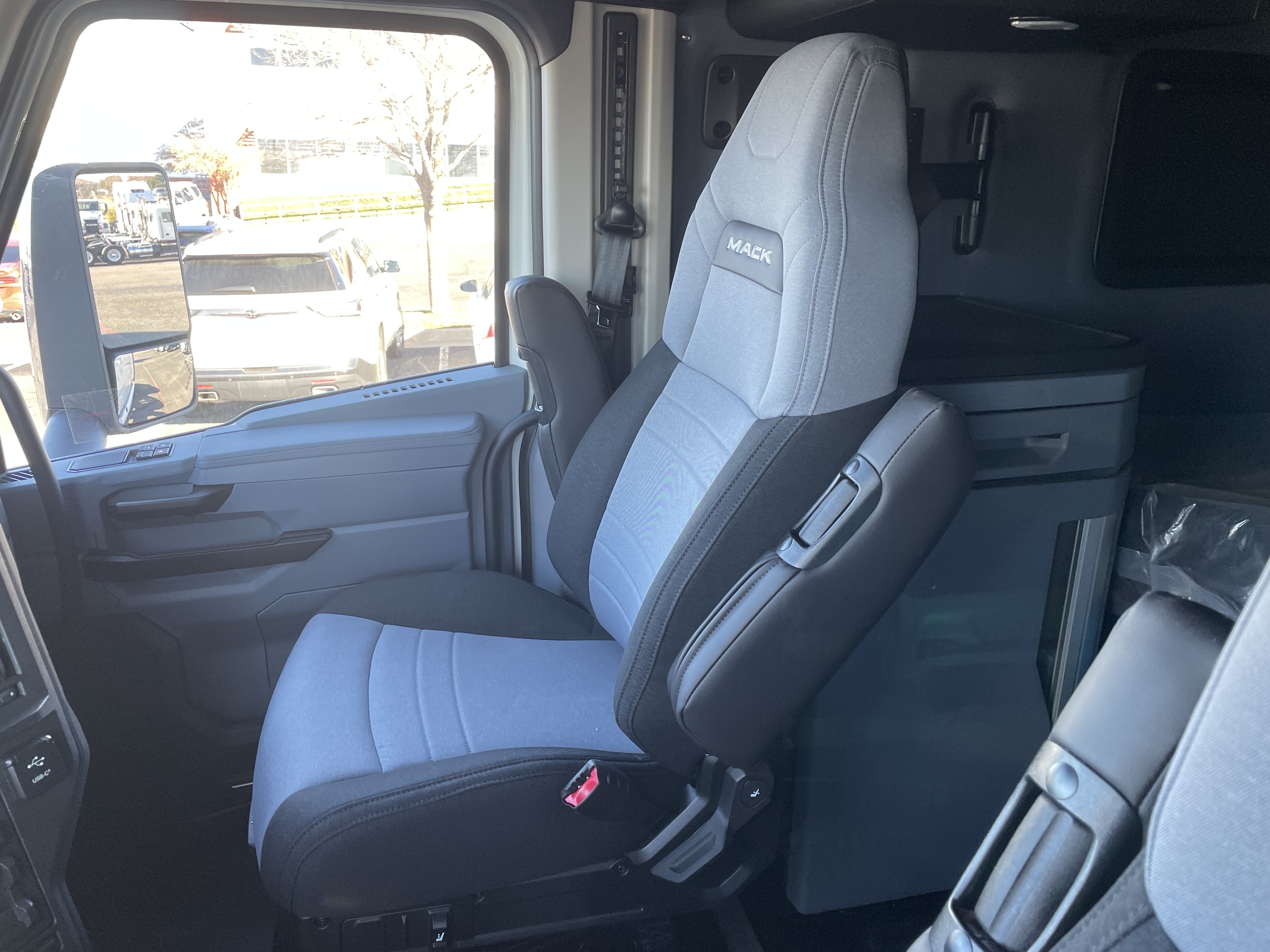 2026 Mack - image 12