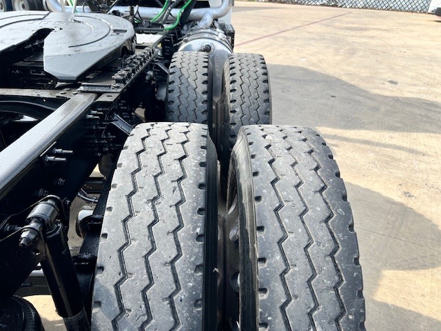 2018 Mack - image 8
