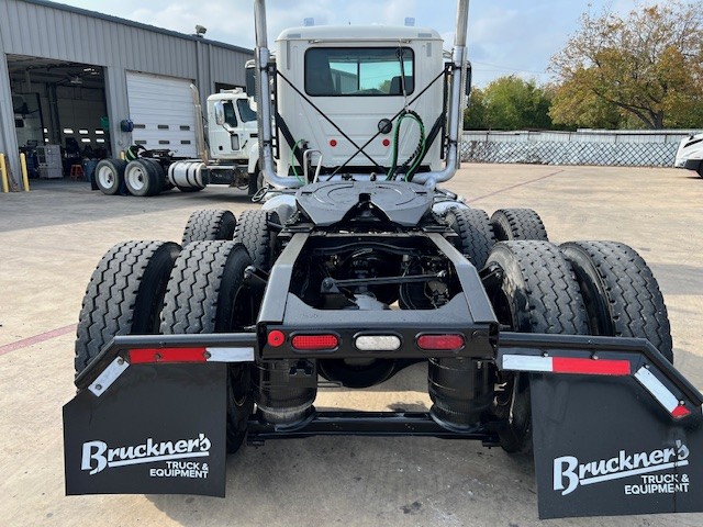 2018 Mack - image 5