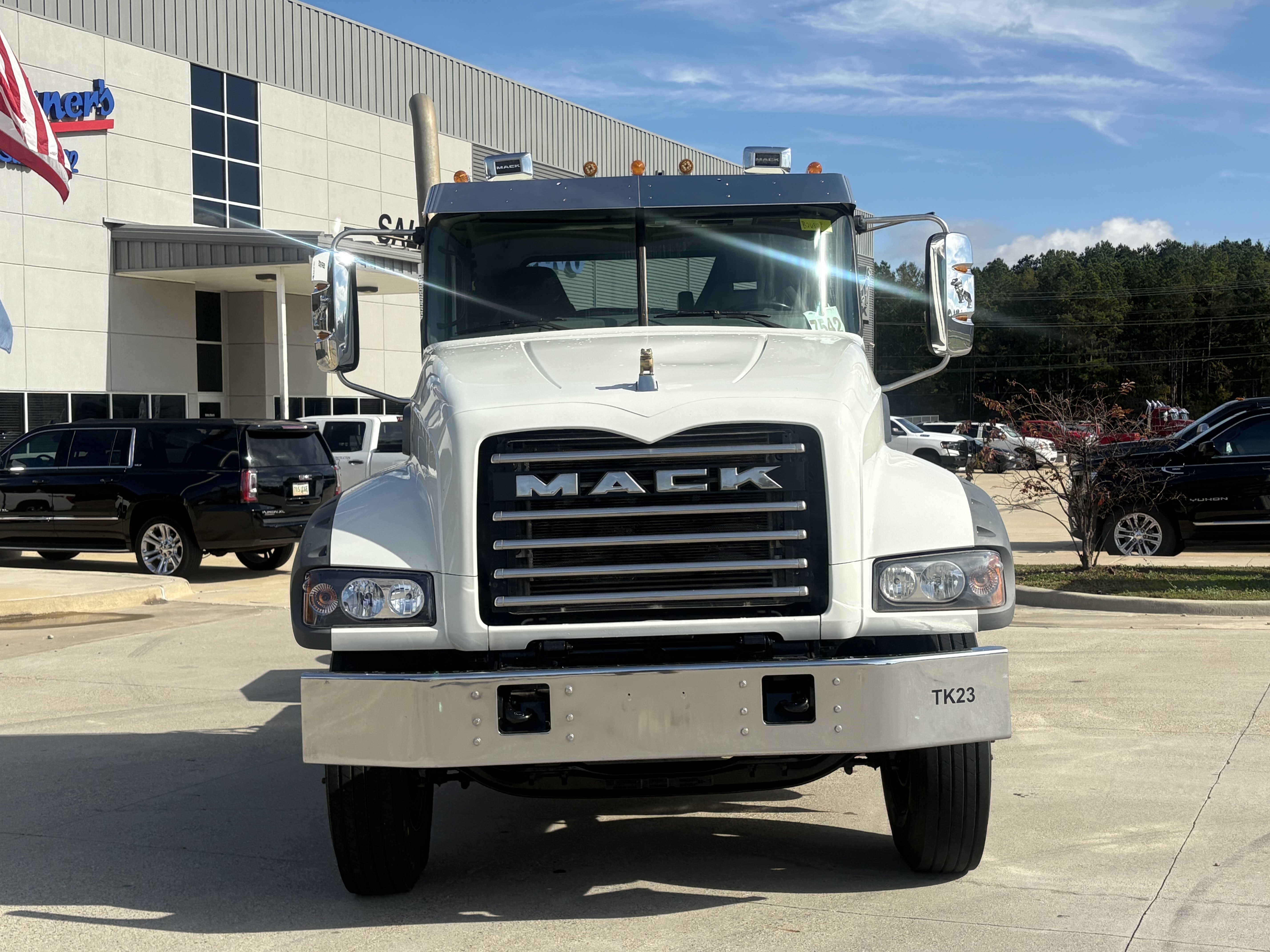 2023 Mack - image 2