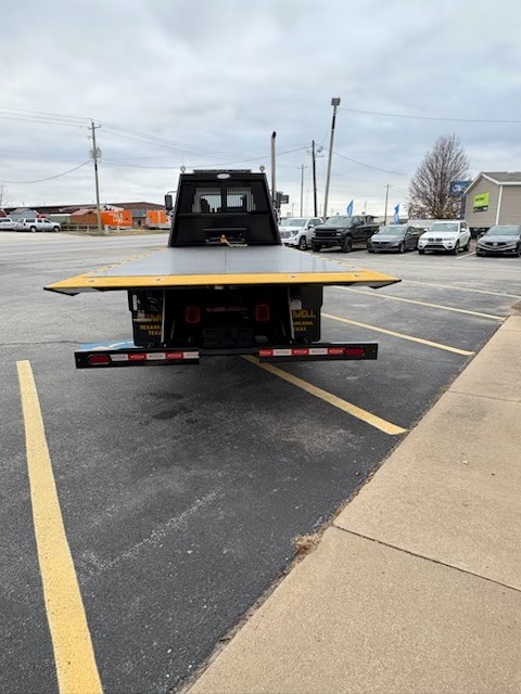 2025 Hino L7 - image 3