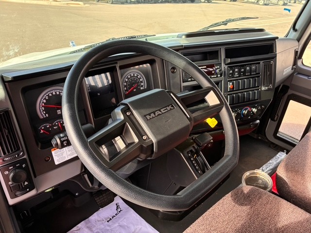 2025 Mack - image 12