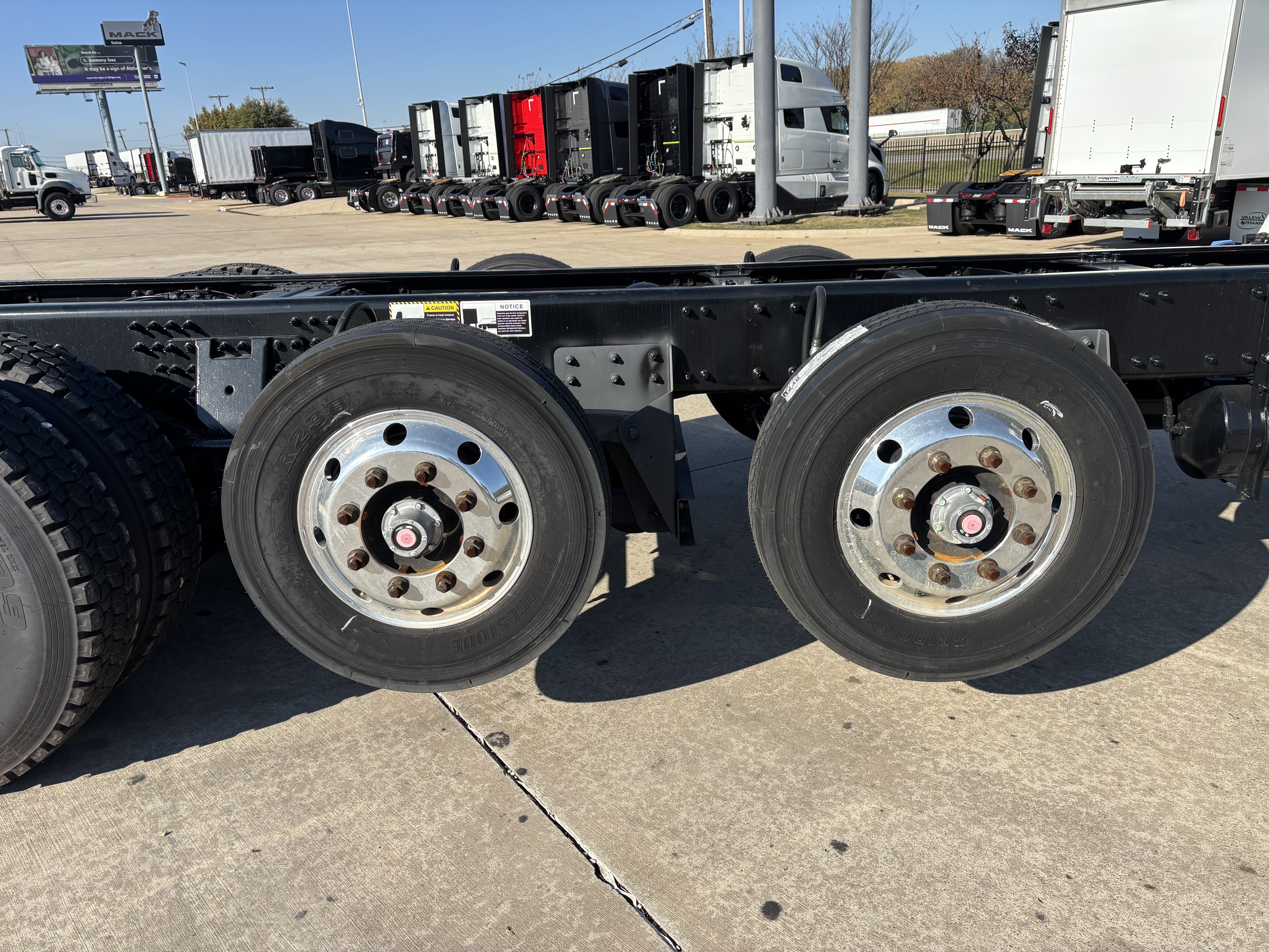 2025 Mack - image 12