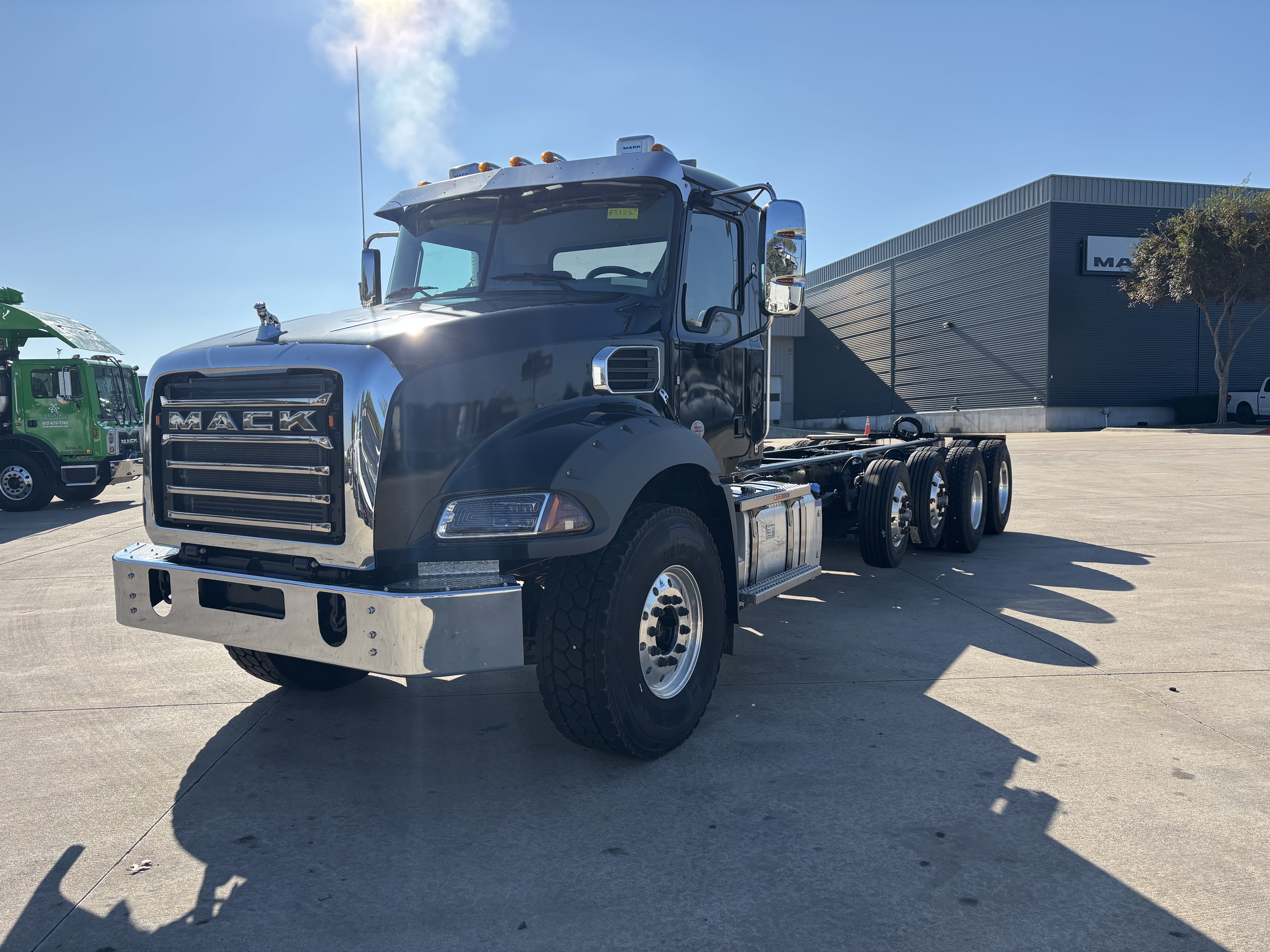 2025 Mack - image 1