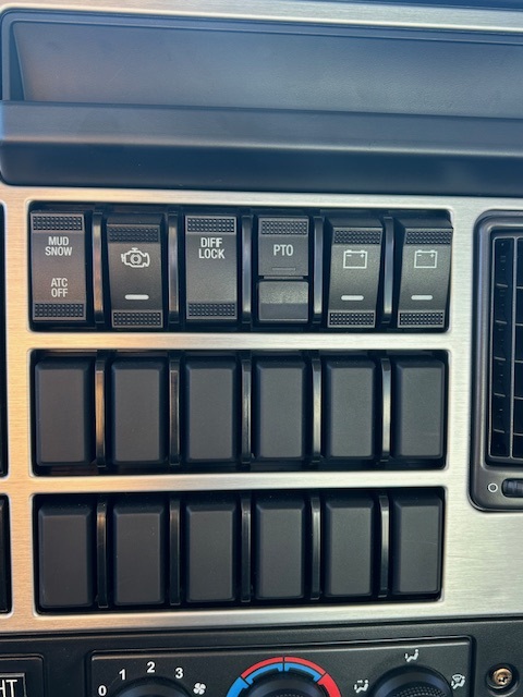 2026 Mack - image 18