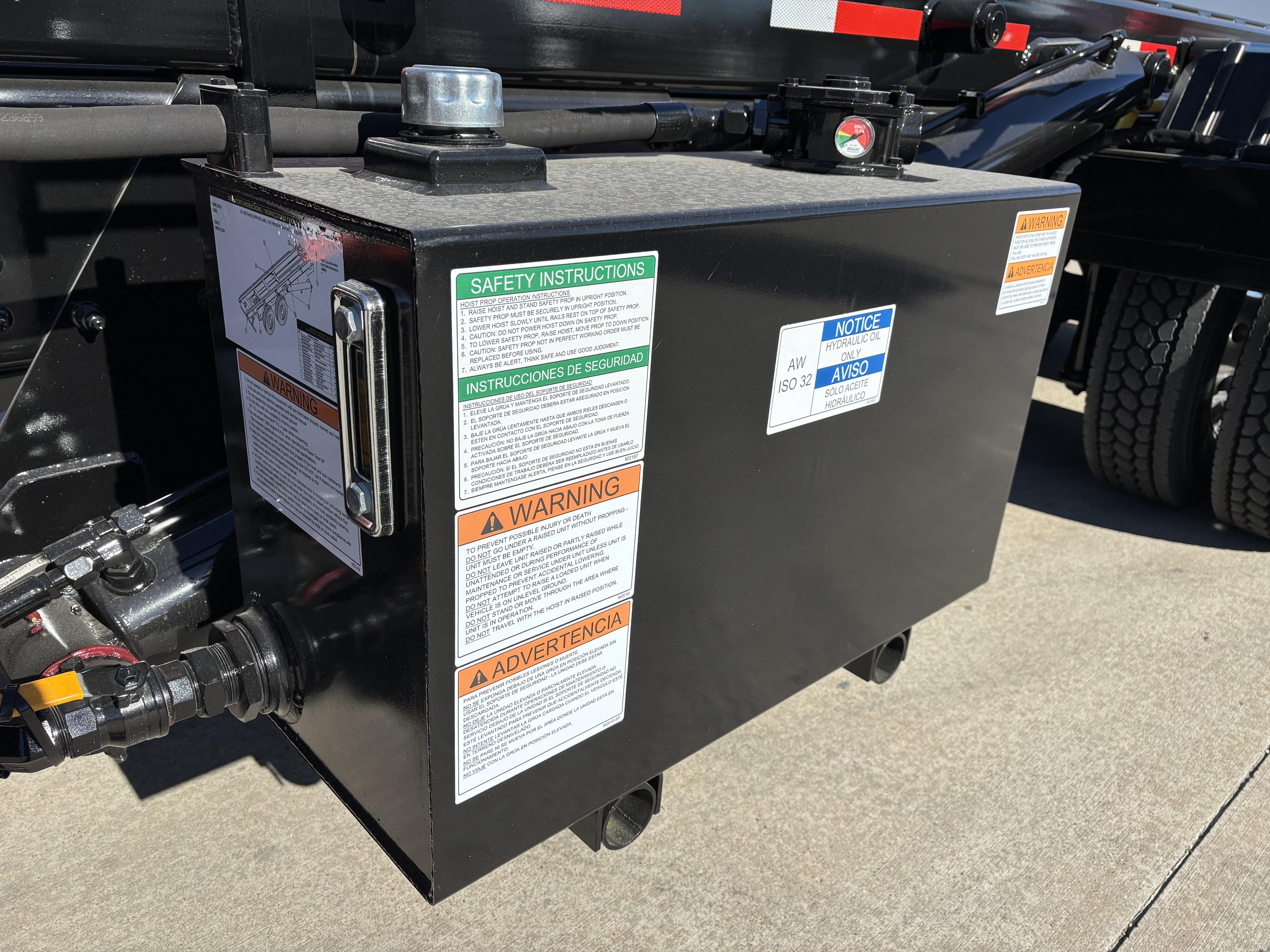 2026 Volvo - image 14