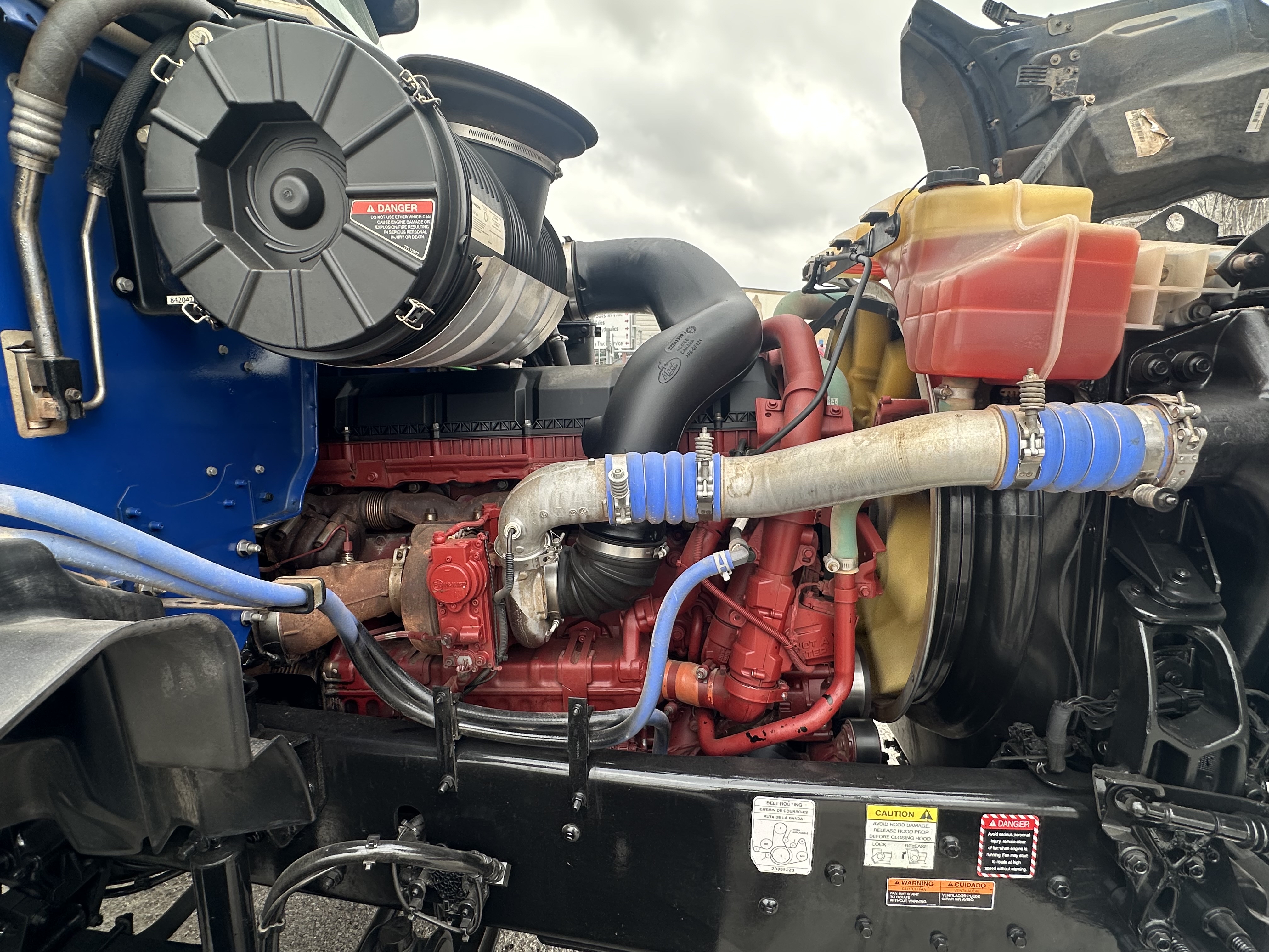 2024 Mack Granite - image 6