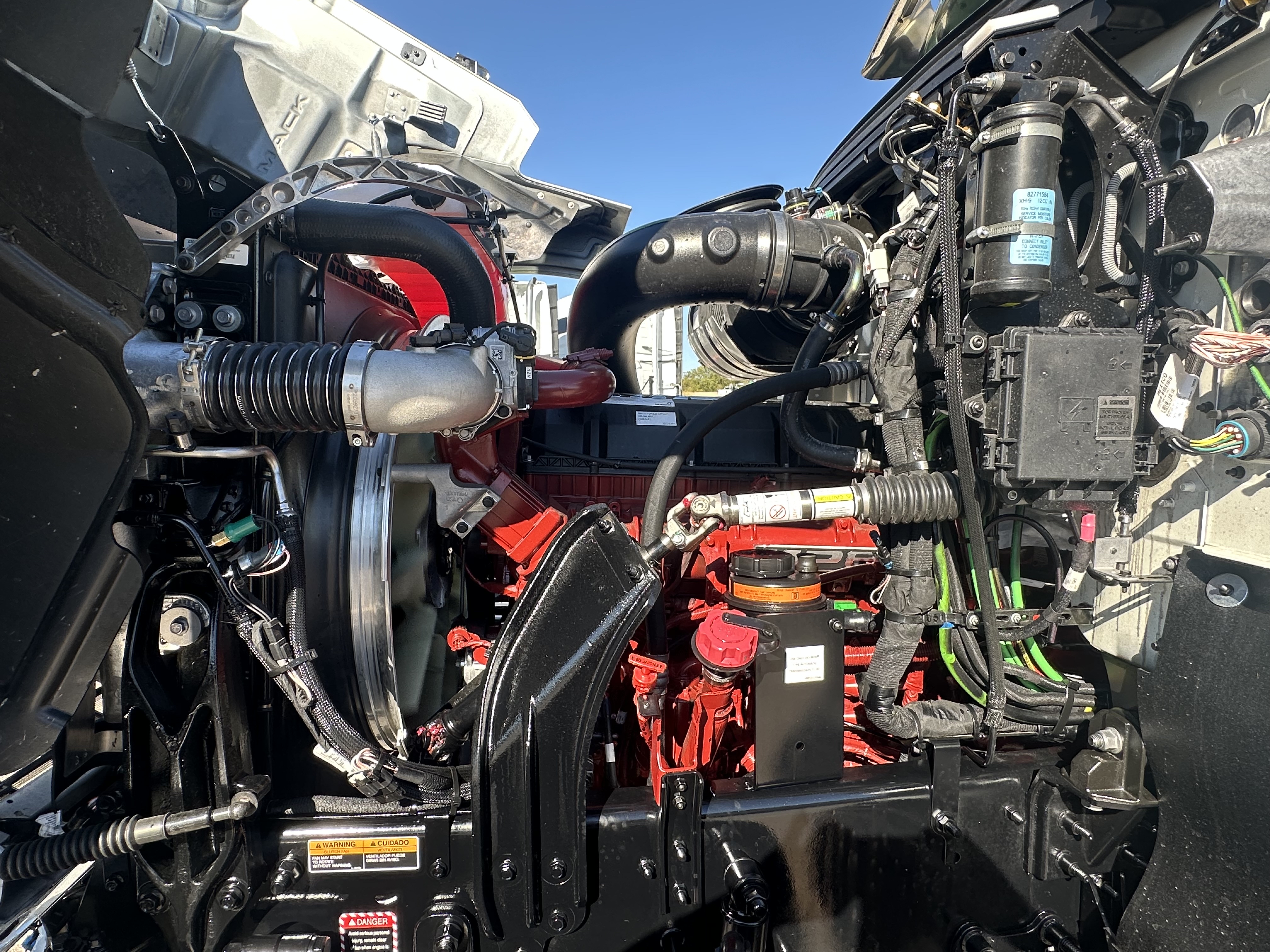 2024 Mack Granite - image 7