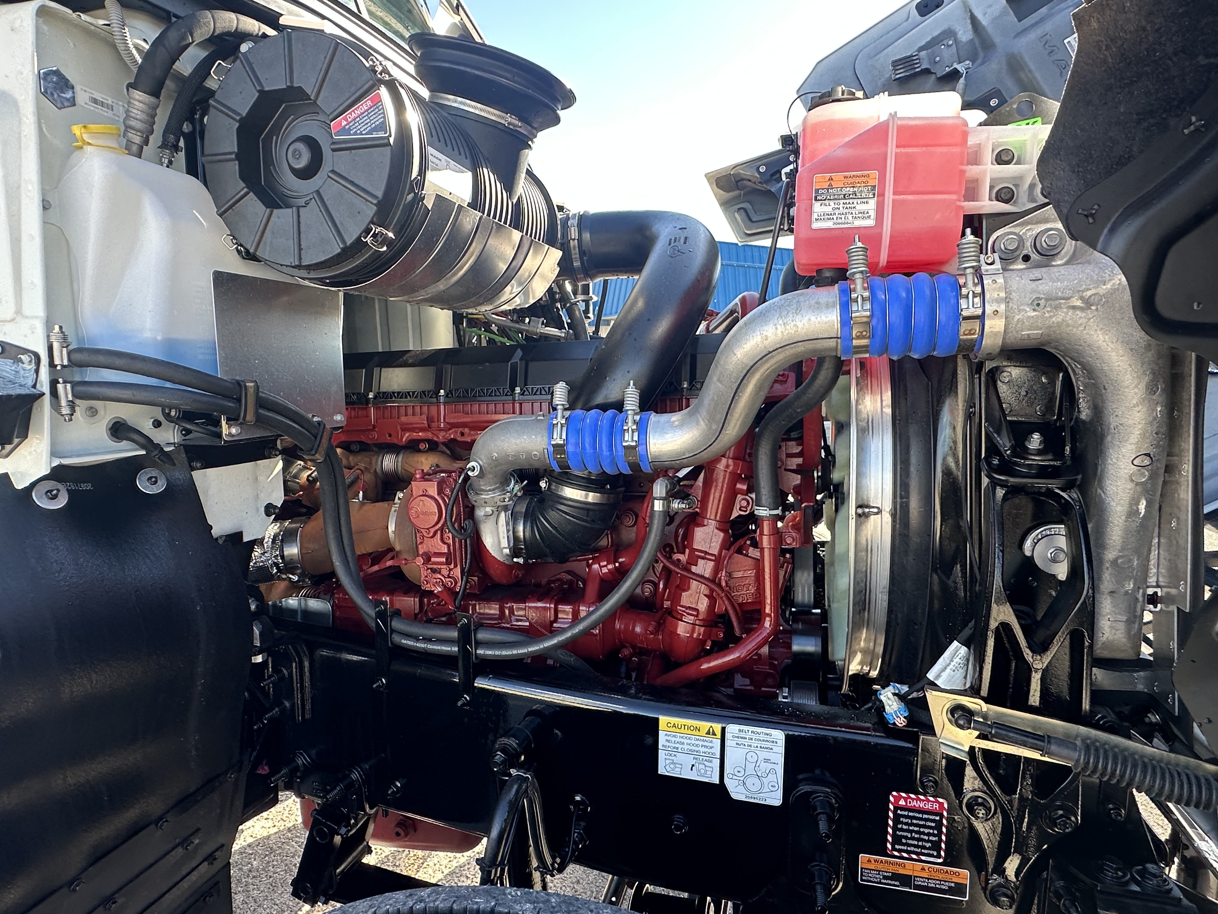 2024 Mack Granite - image 4