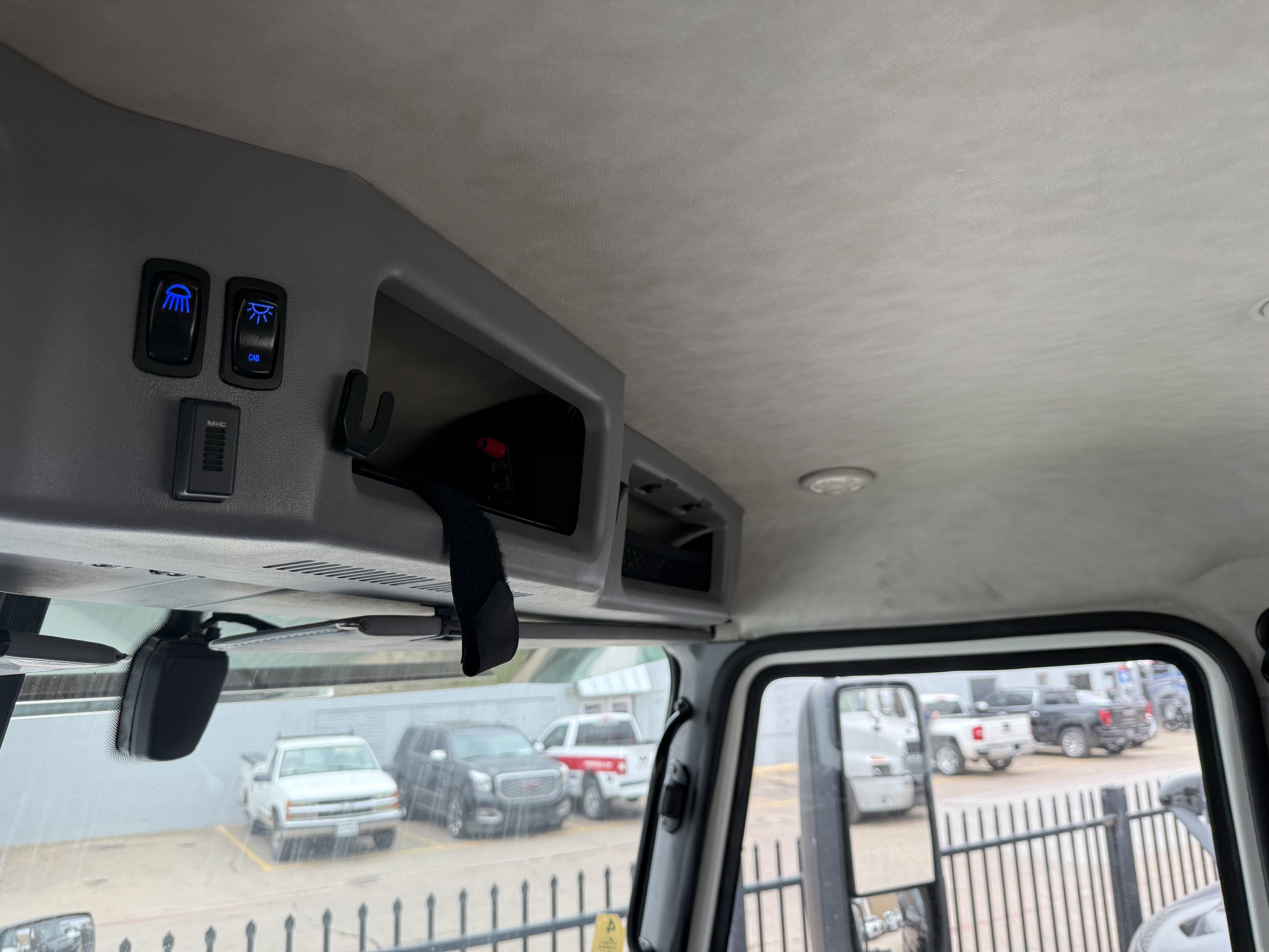 2021 Mack - image 16