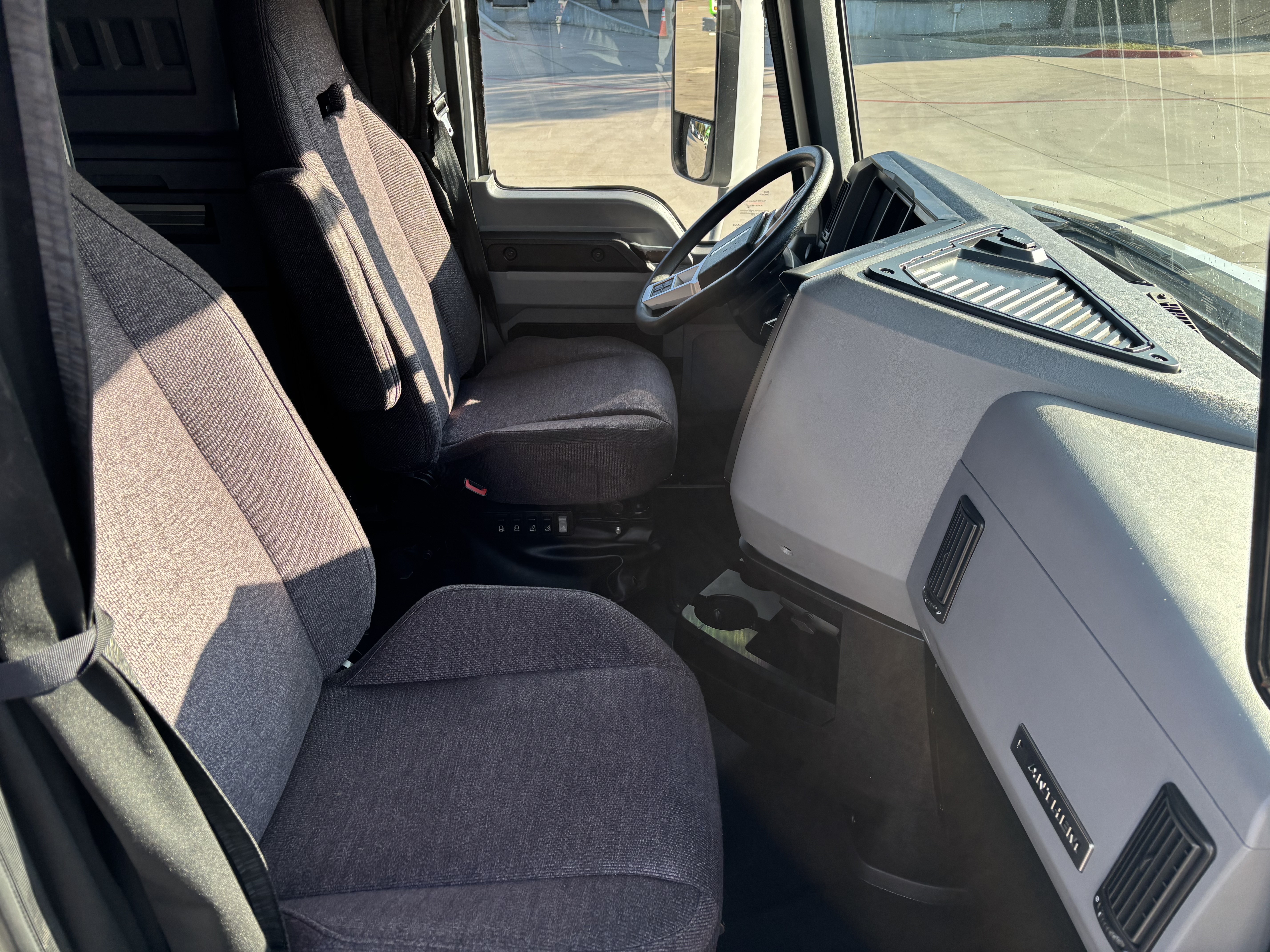 2020 Mack - image 19