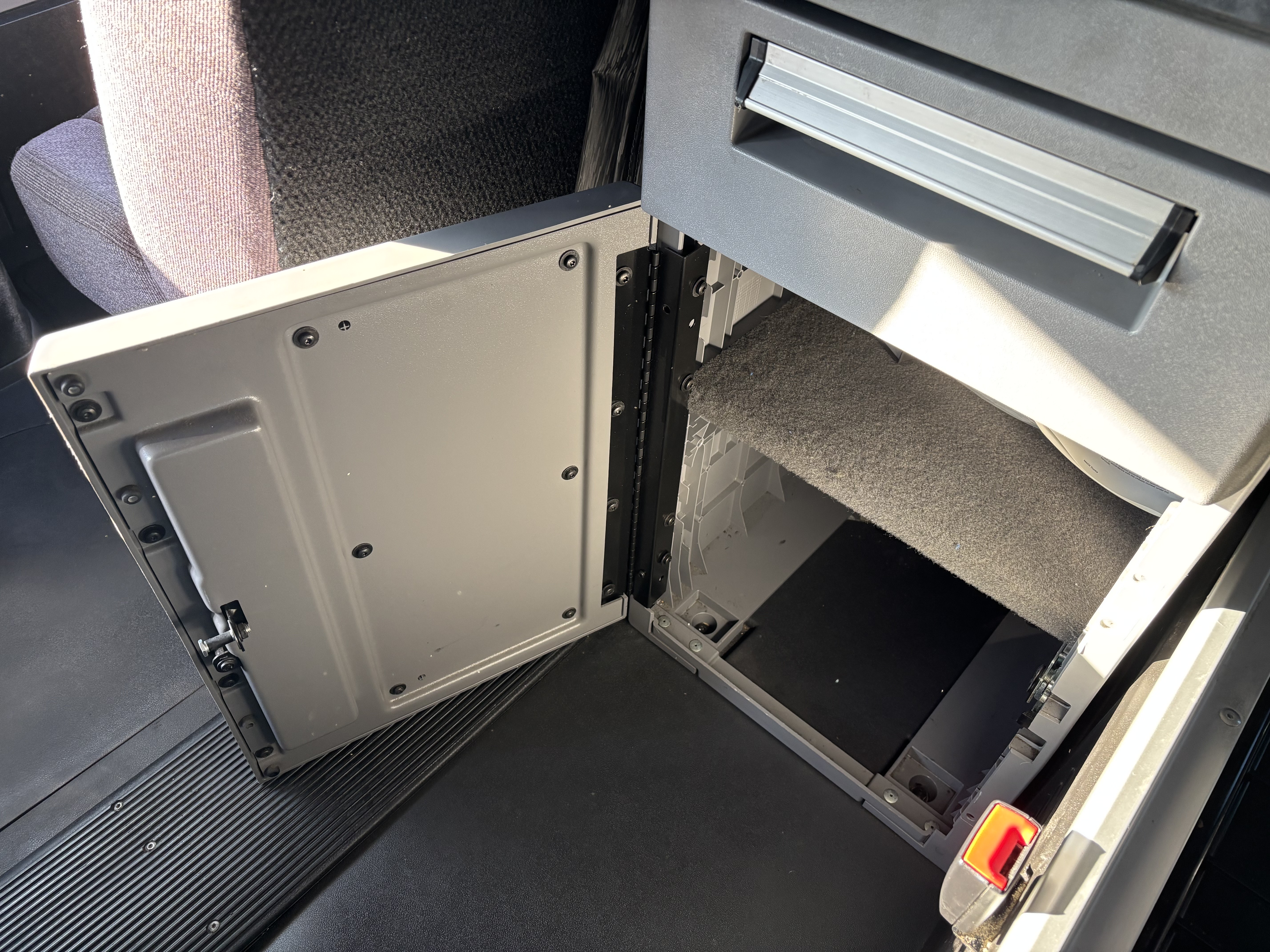 2020 Mack - image 25