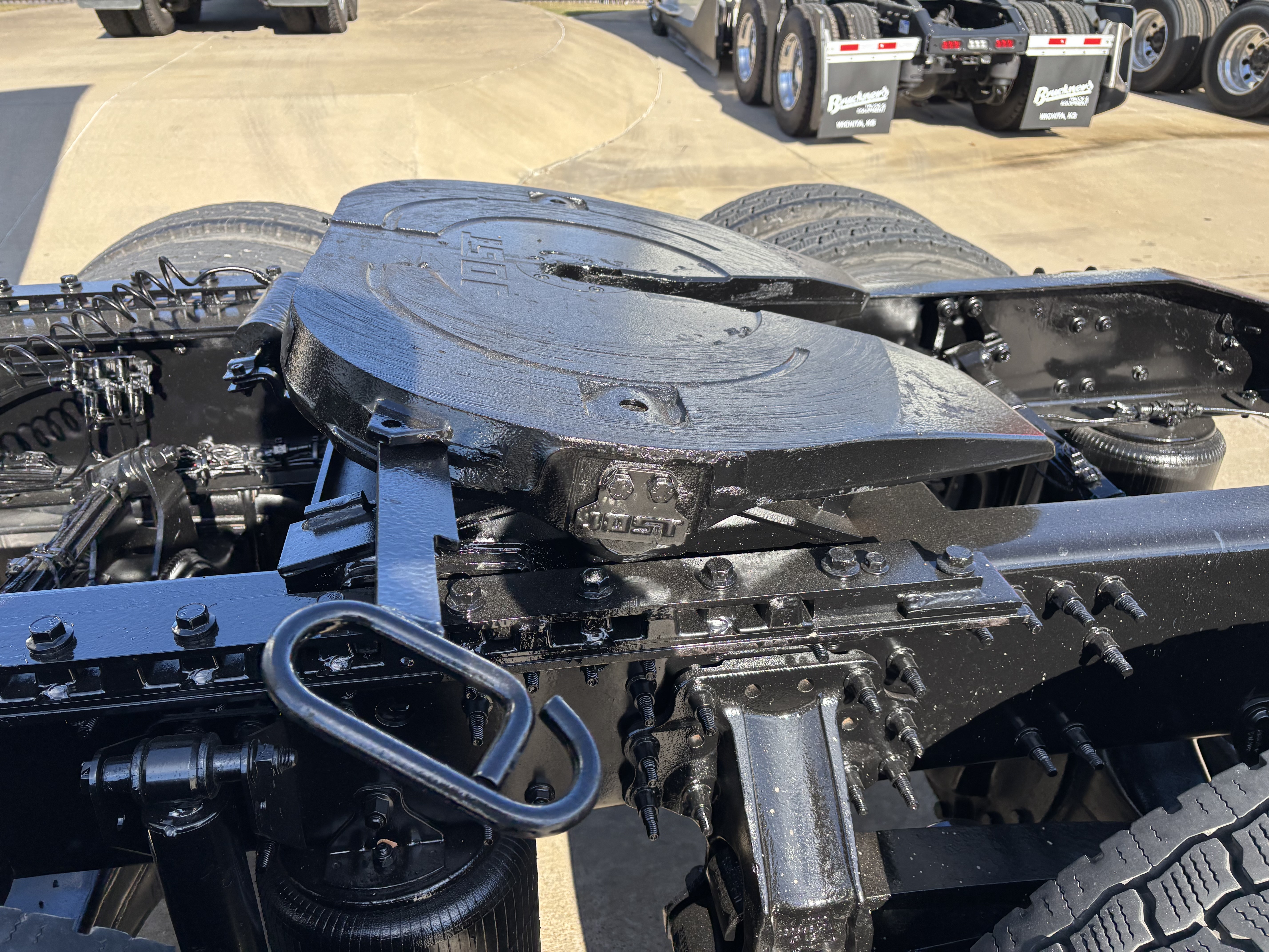 2022 Mack - image 17