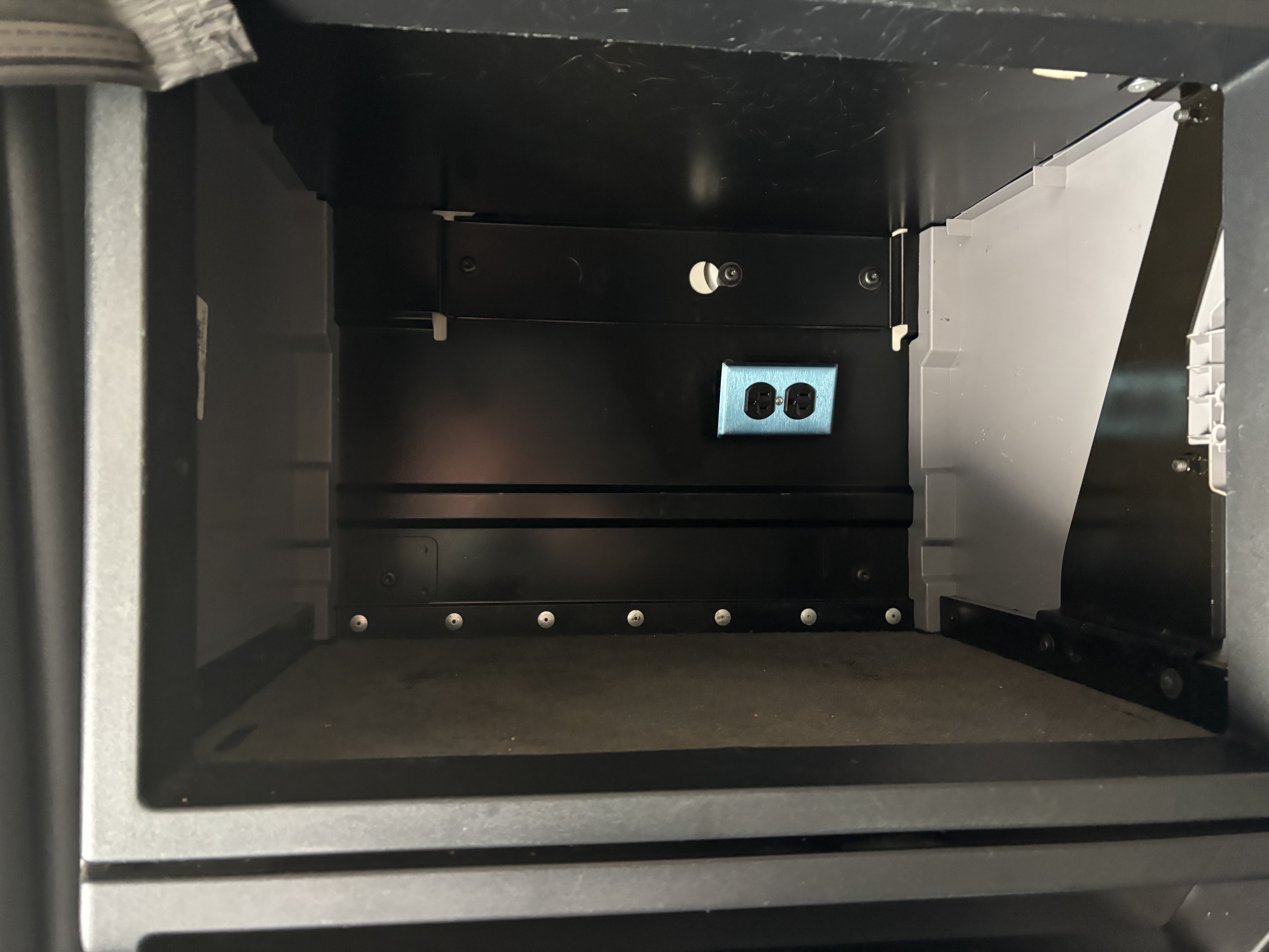 2022 Mack - image 26