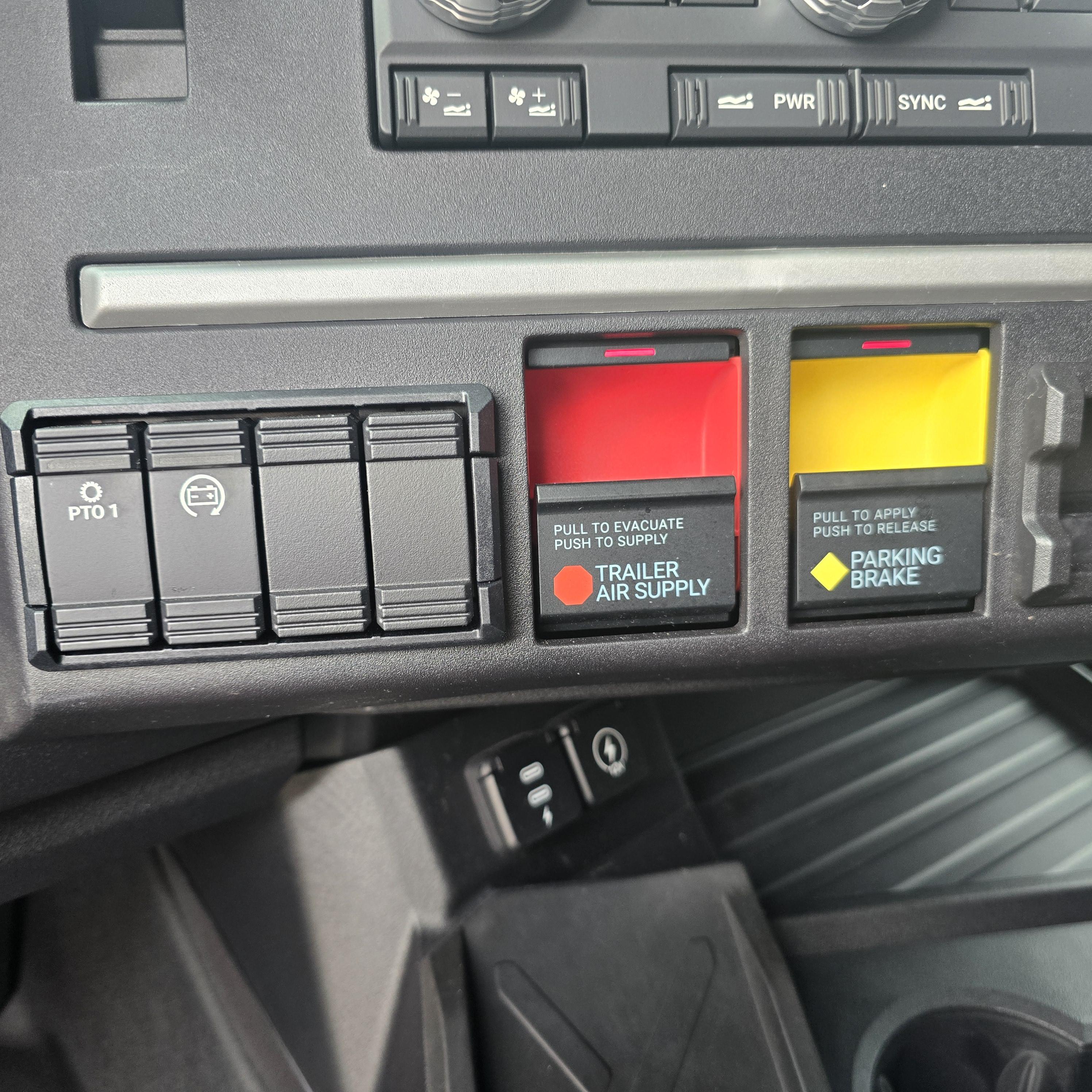 2026 Mack - image 30