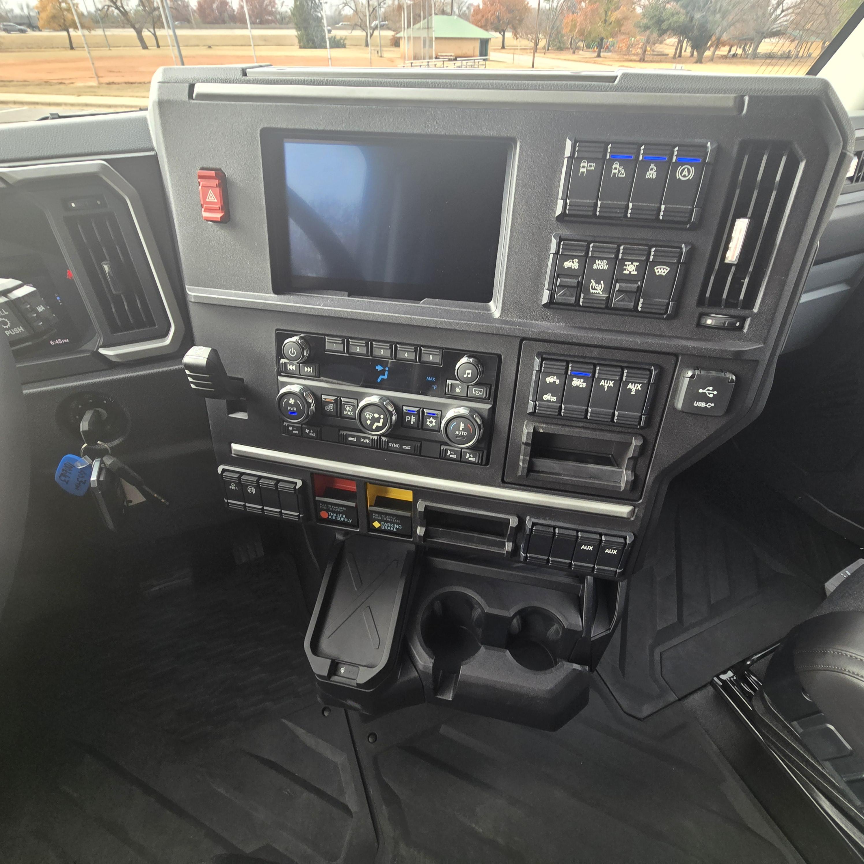 2026 Mack - image 32