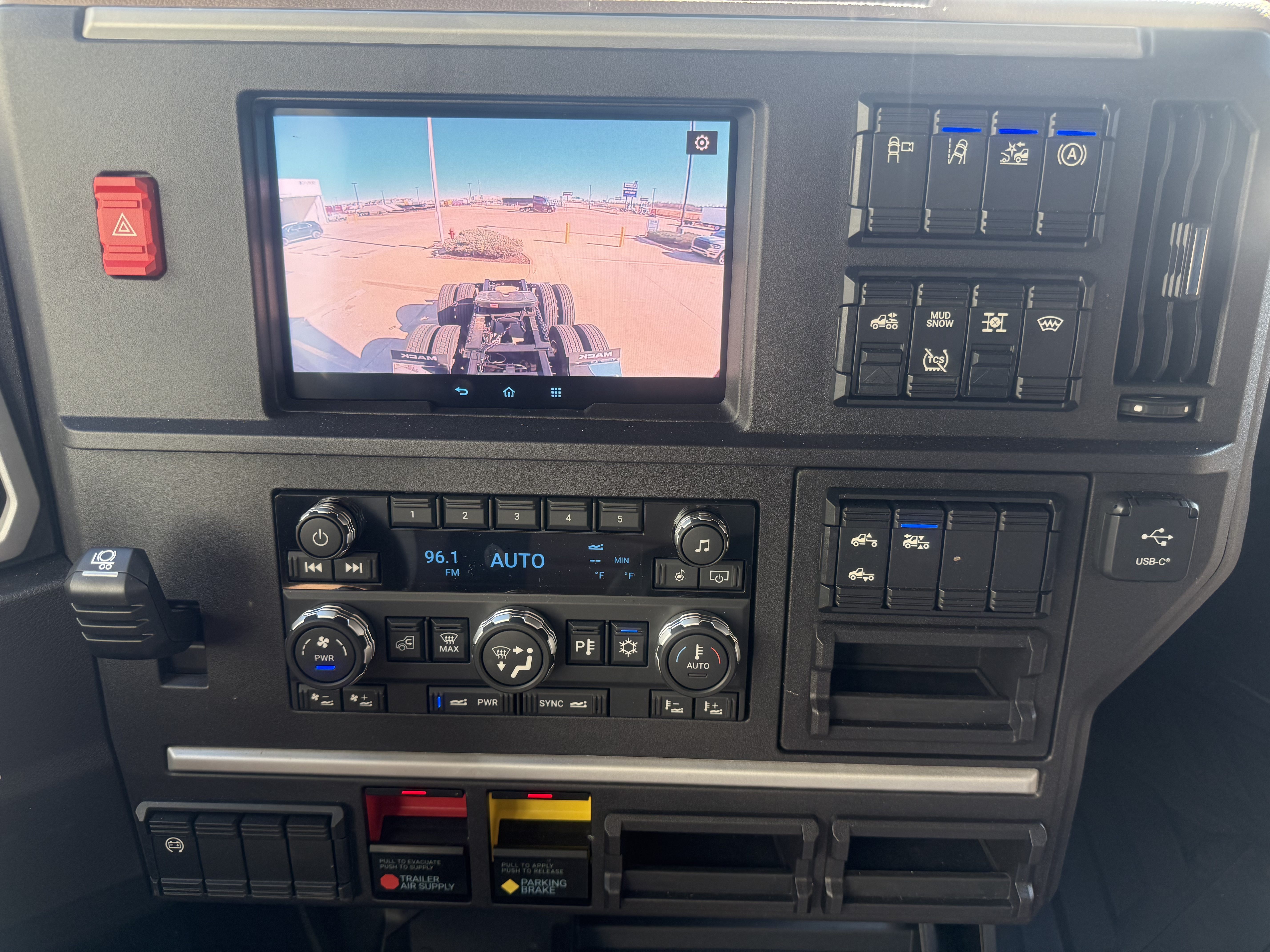 2026 Mack - image 13