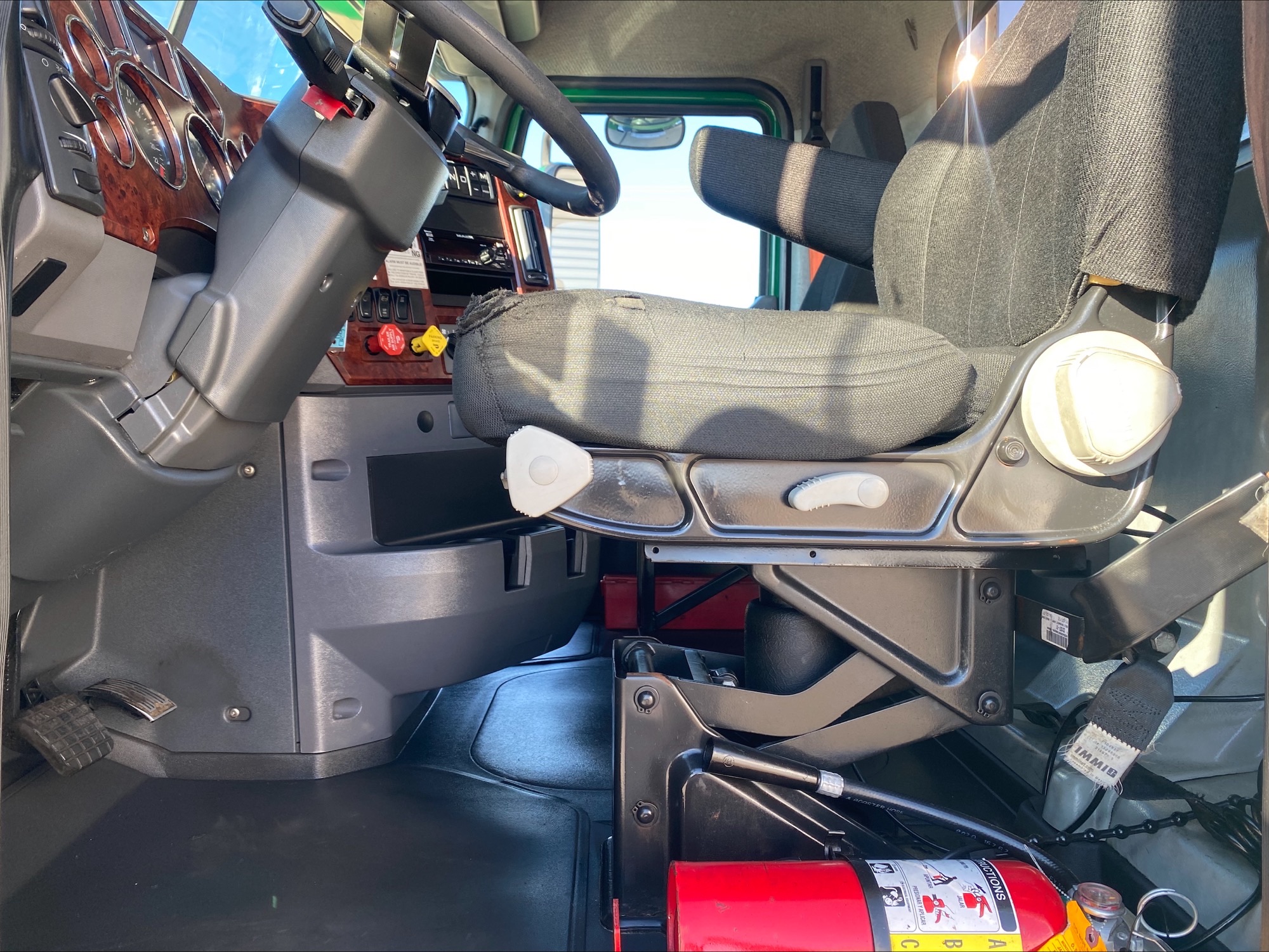 2018 Mack - image 12