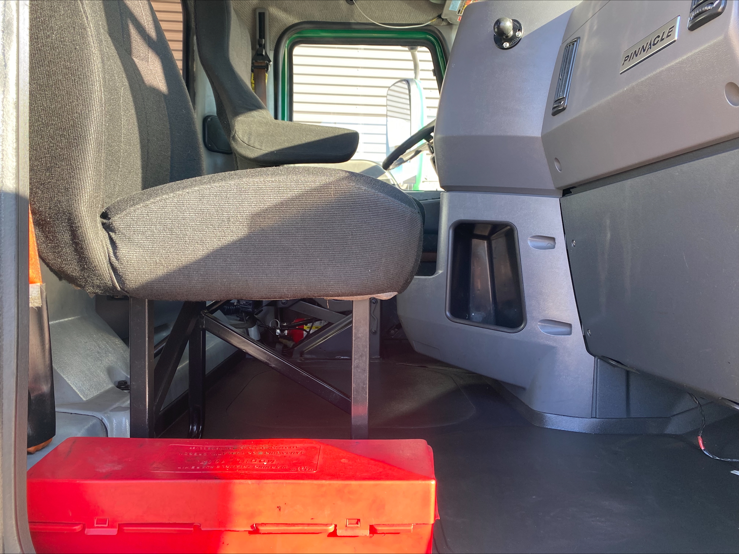 2018 Mack - image 15