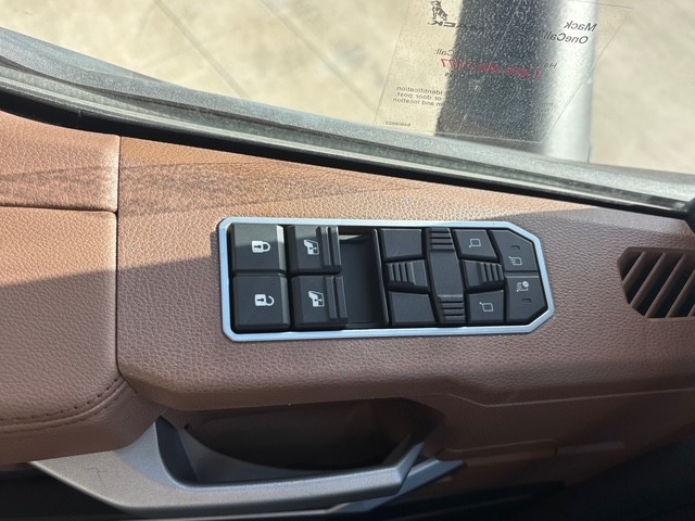 2026 Mack - image 10