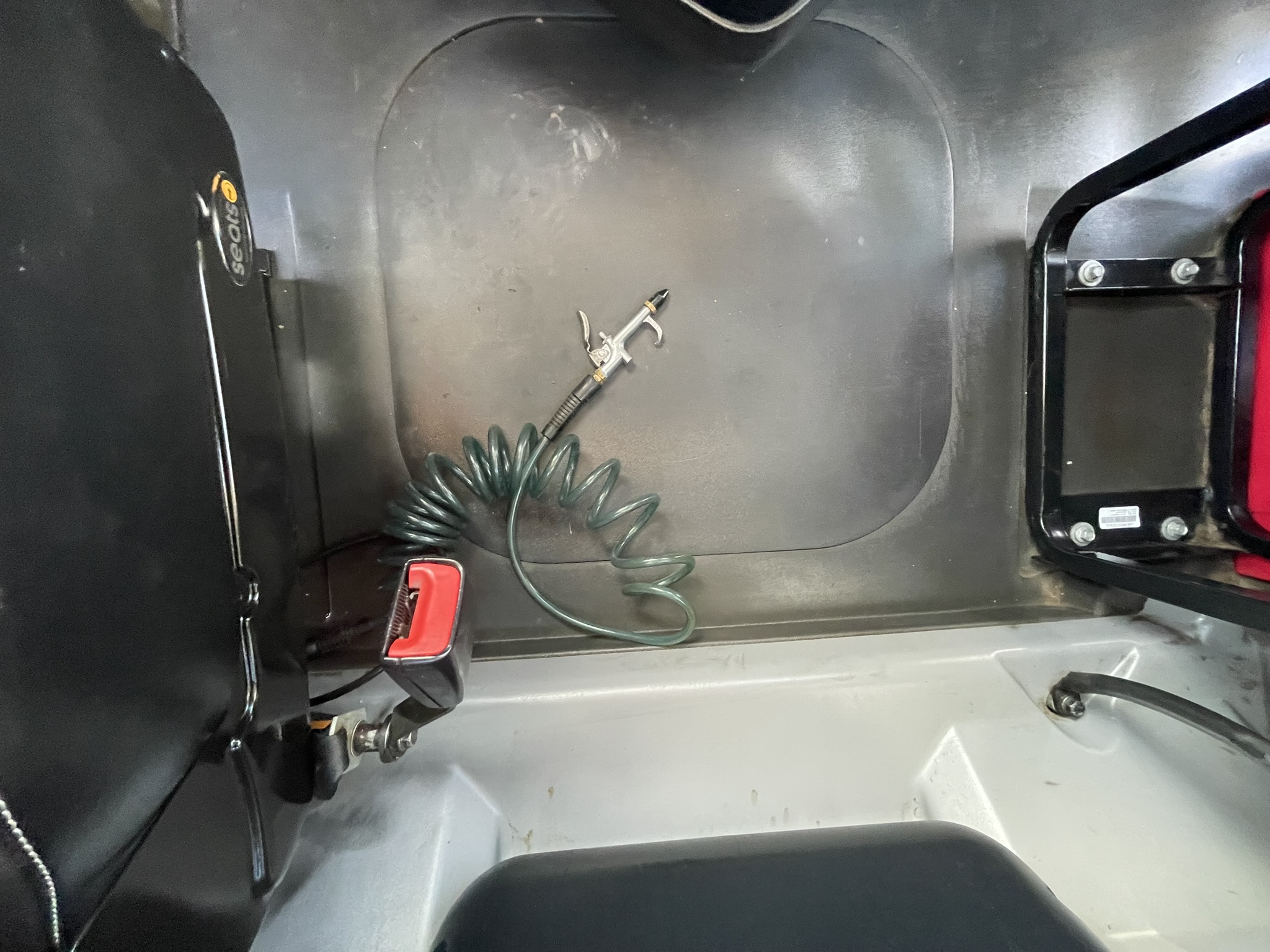 2020 Mack - image 29