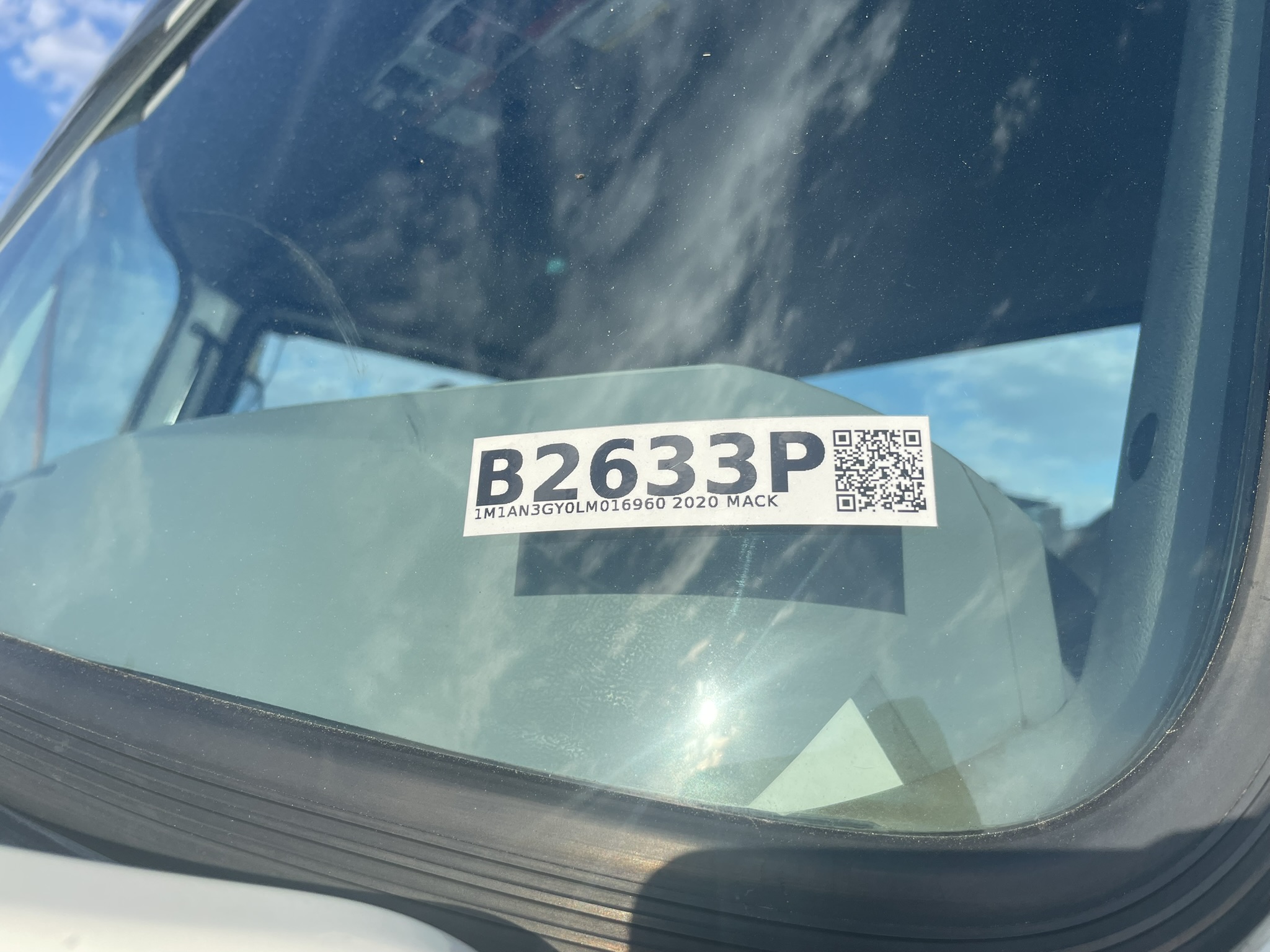 2020 Mack - image 32