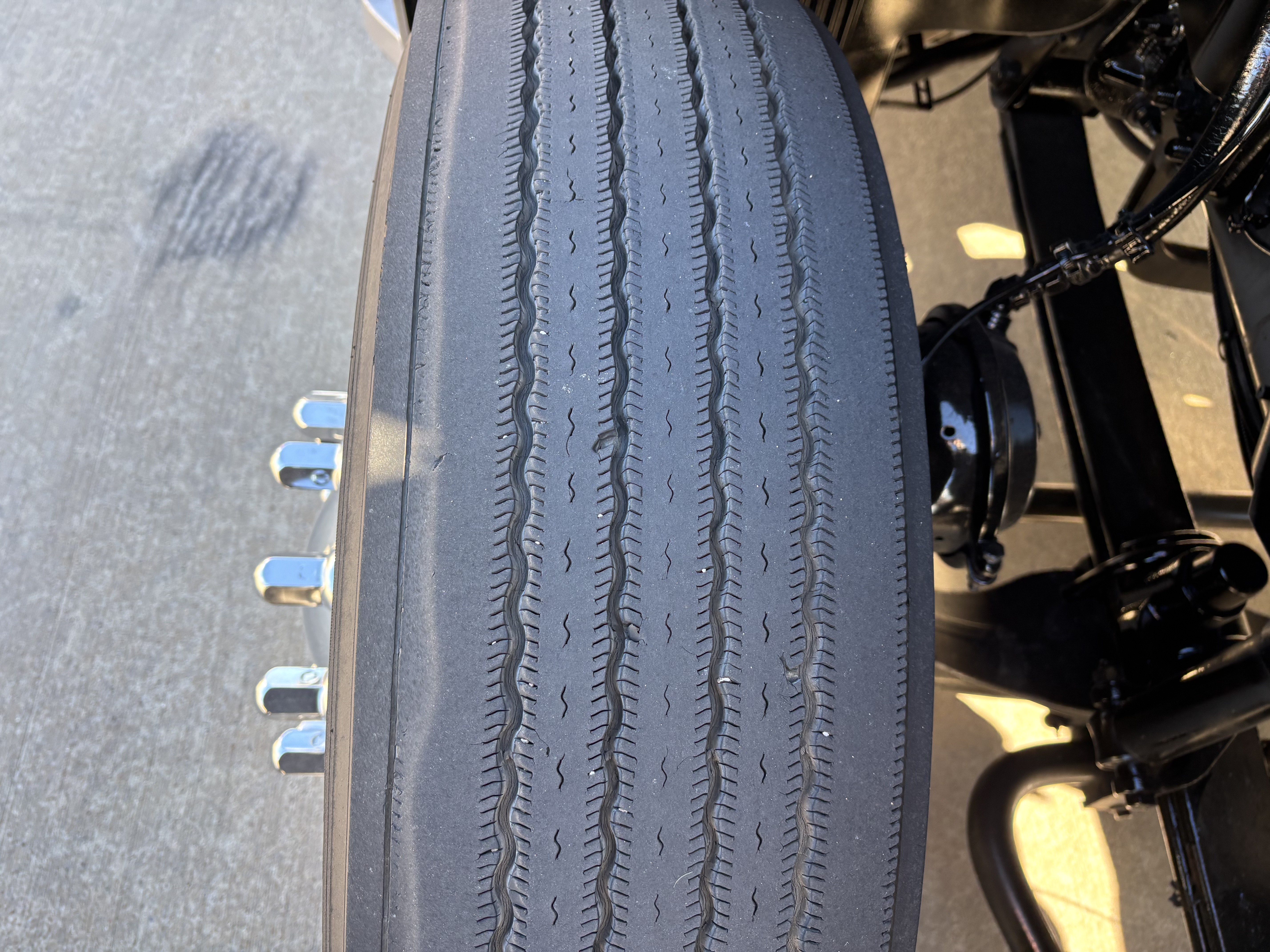 2022 Volvo - image 12