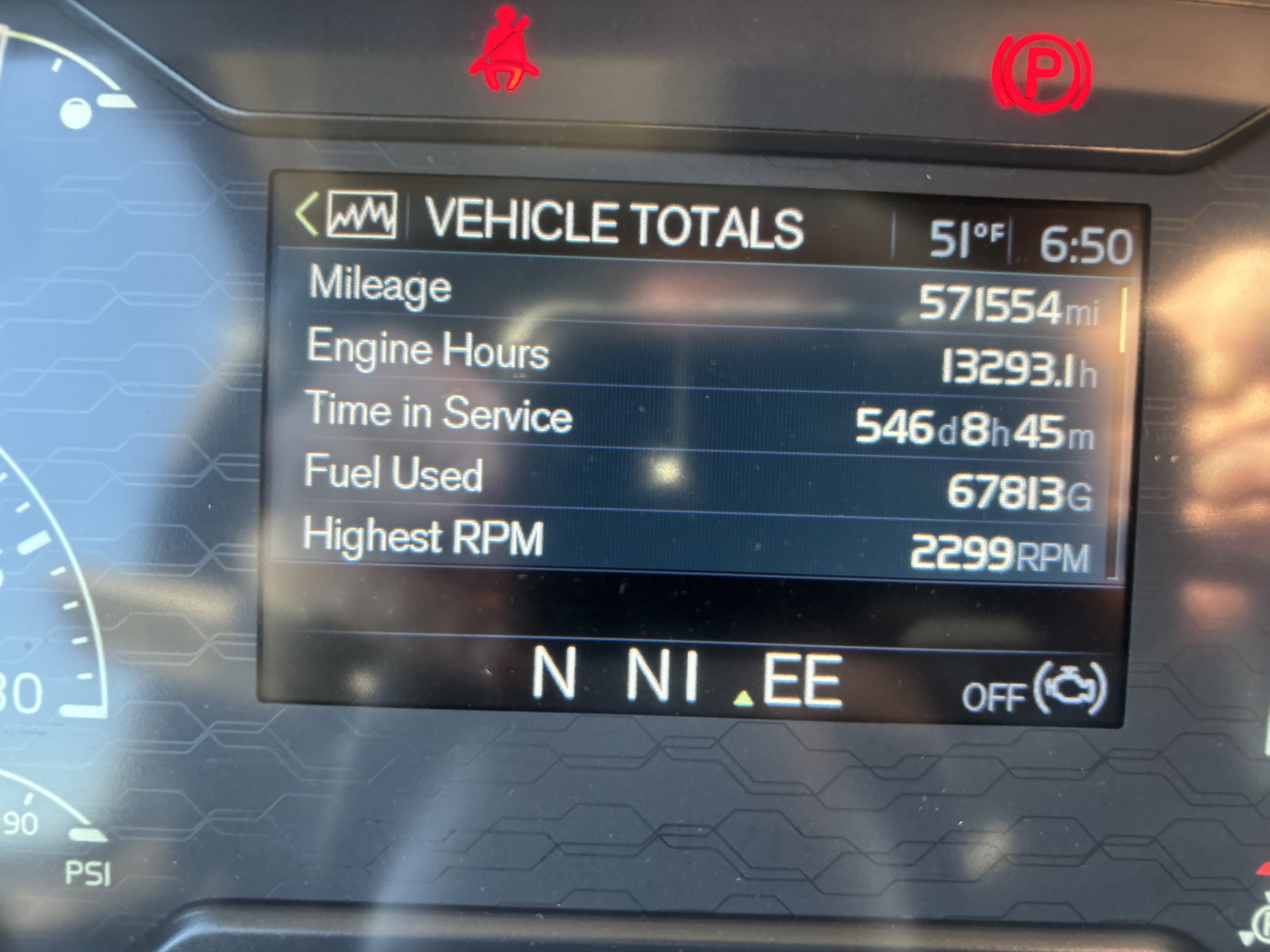 2022 Volvo - image 36