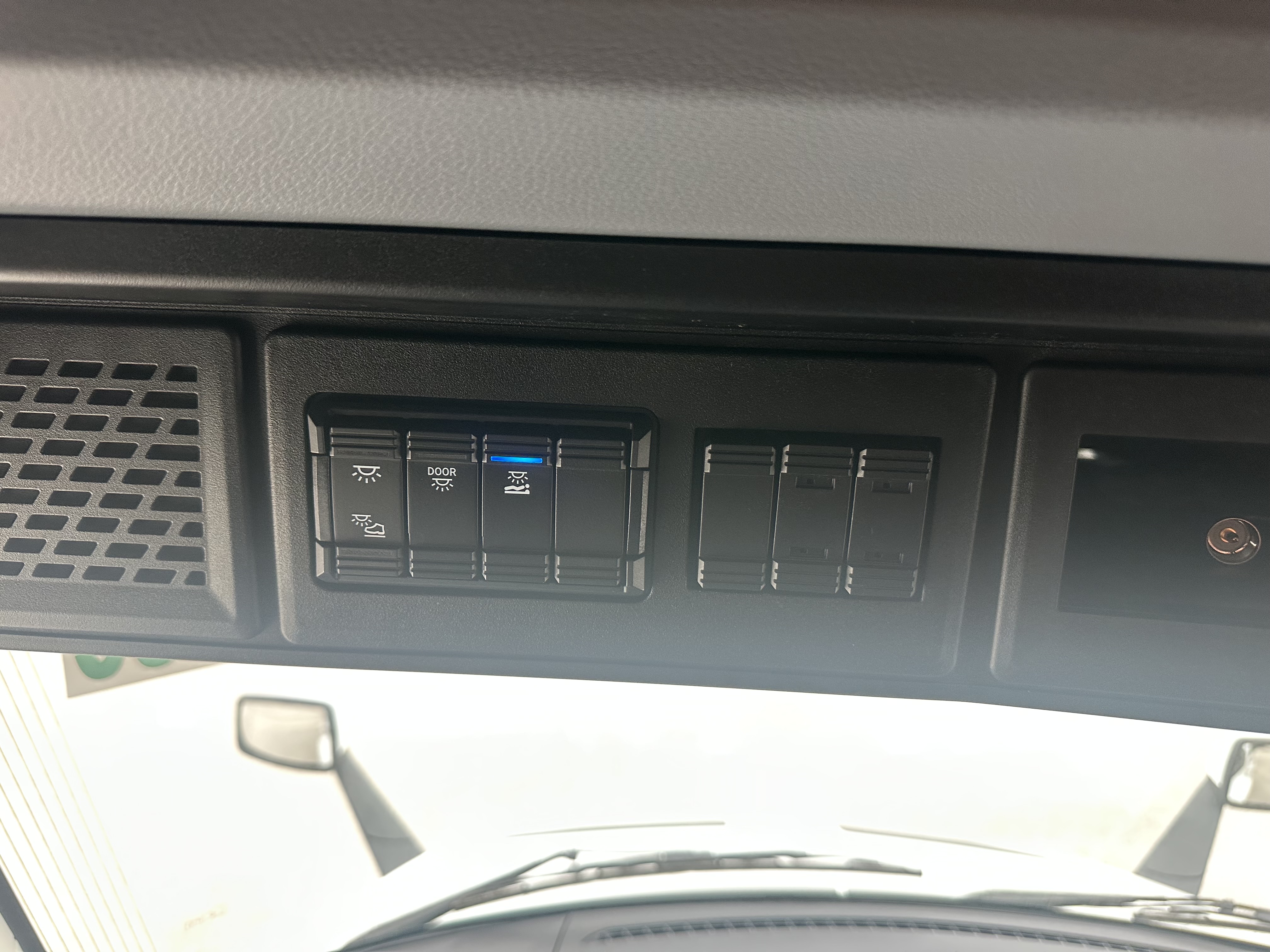 2026 Mack - image 15