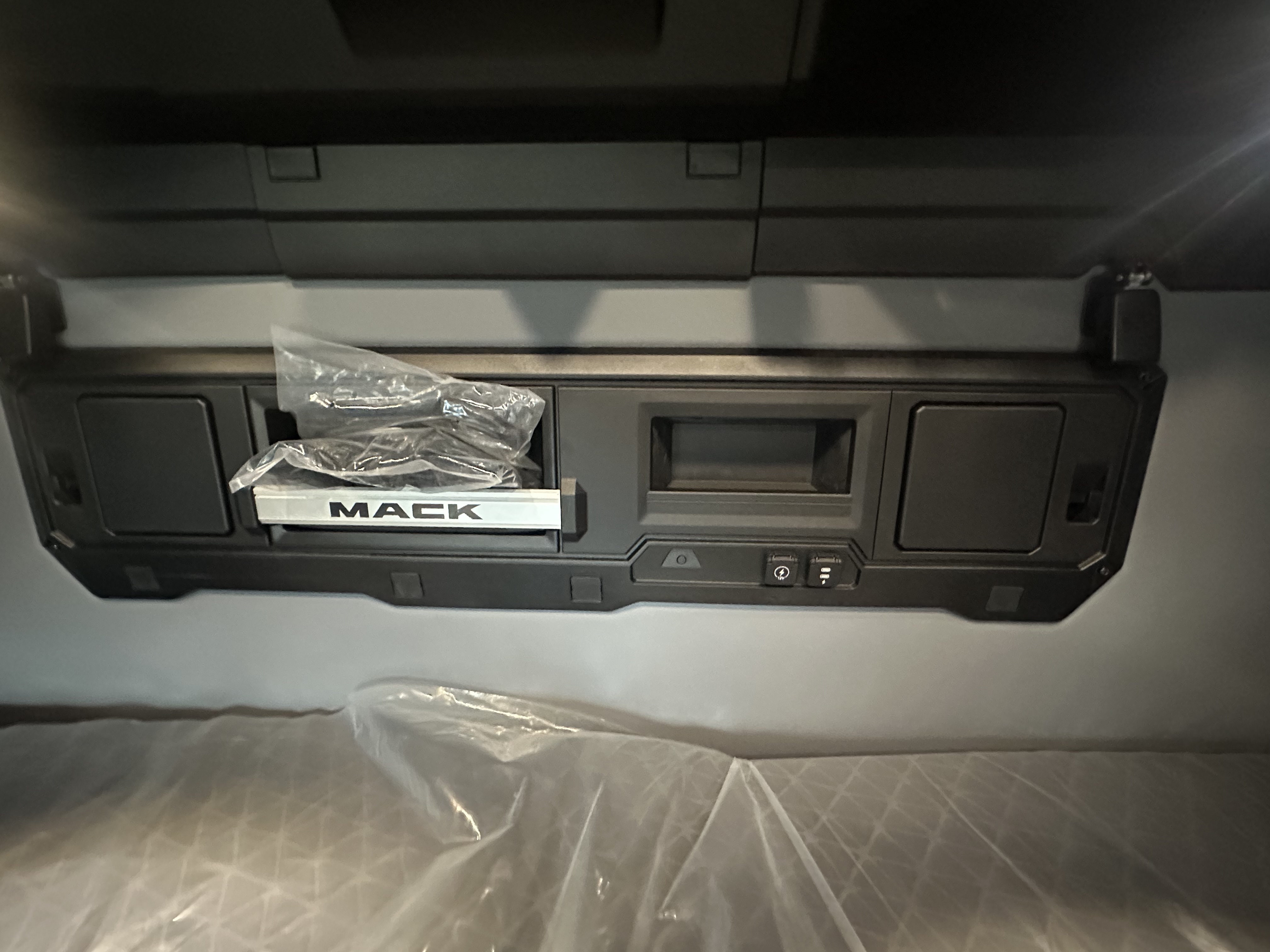 2026 Mack - image 33