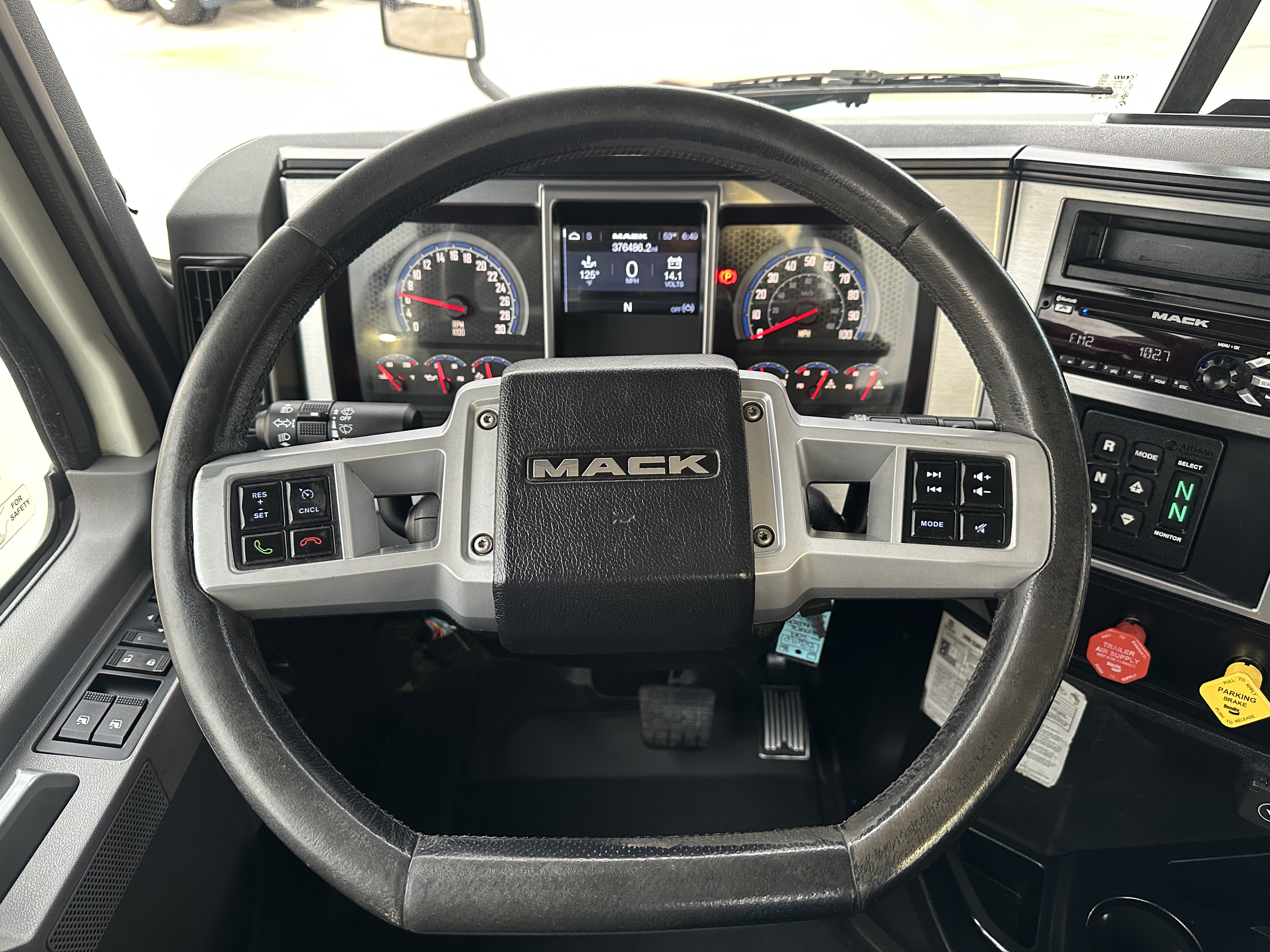 2019 Mack - image 16