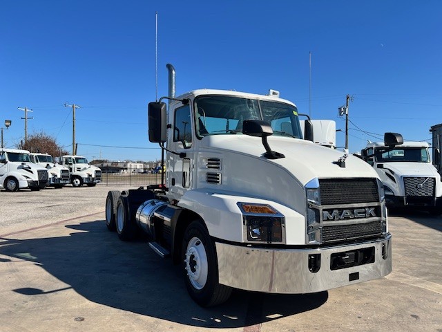 2020 Mack - image 3