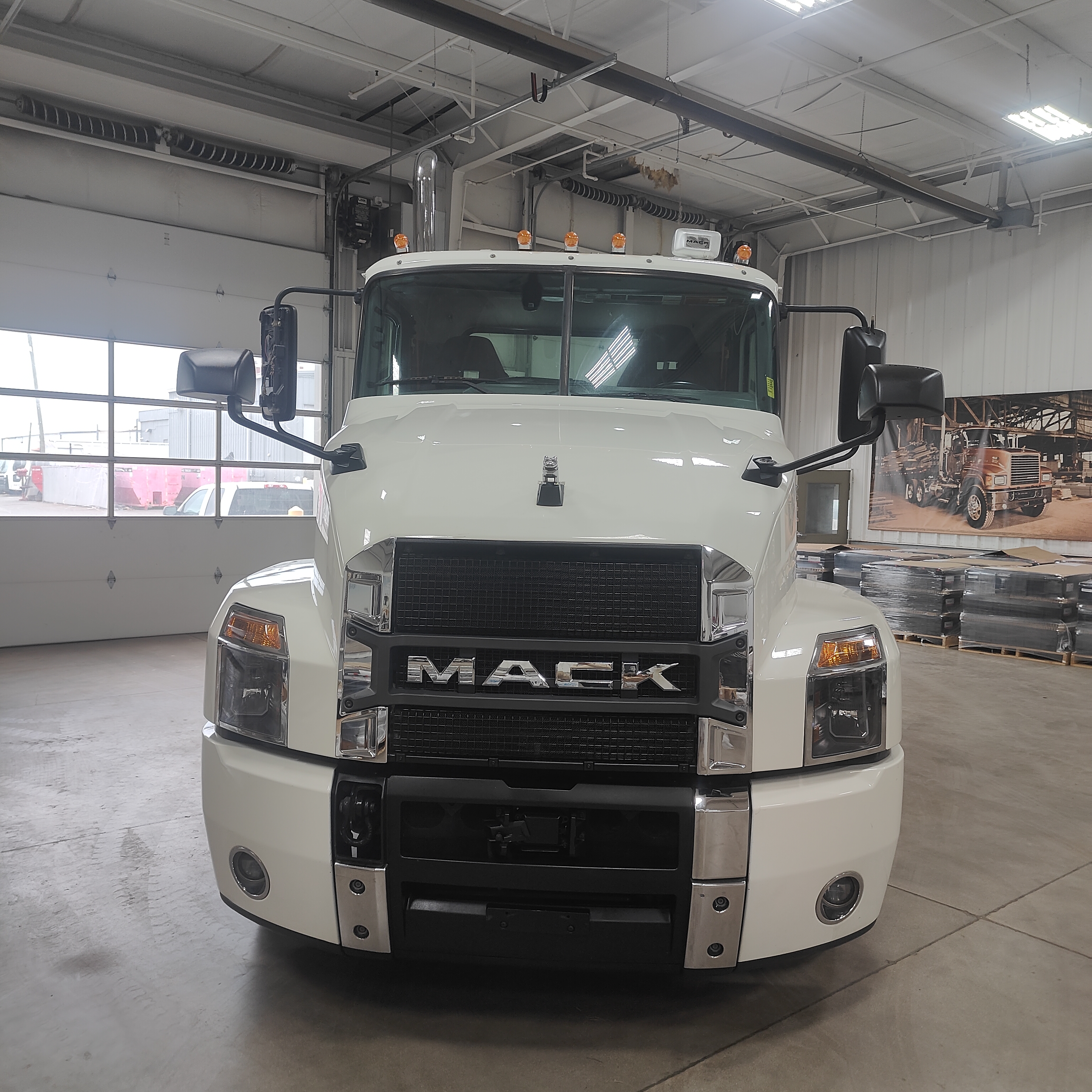 2020 Mack - image 8