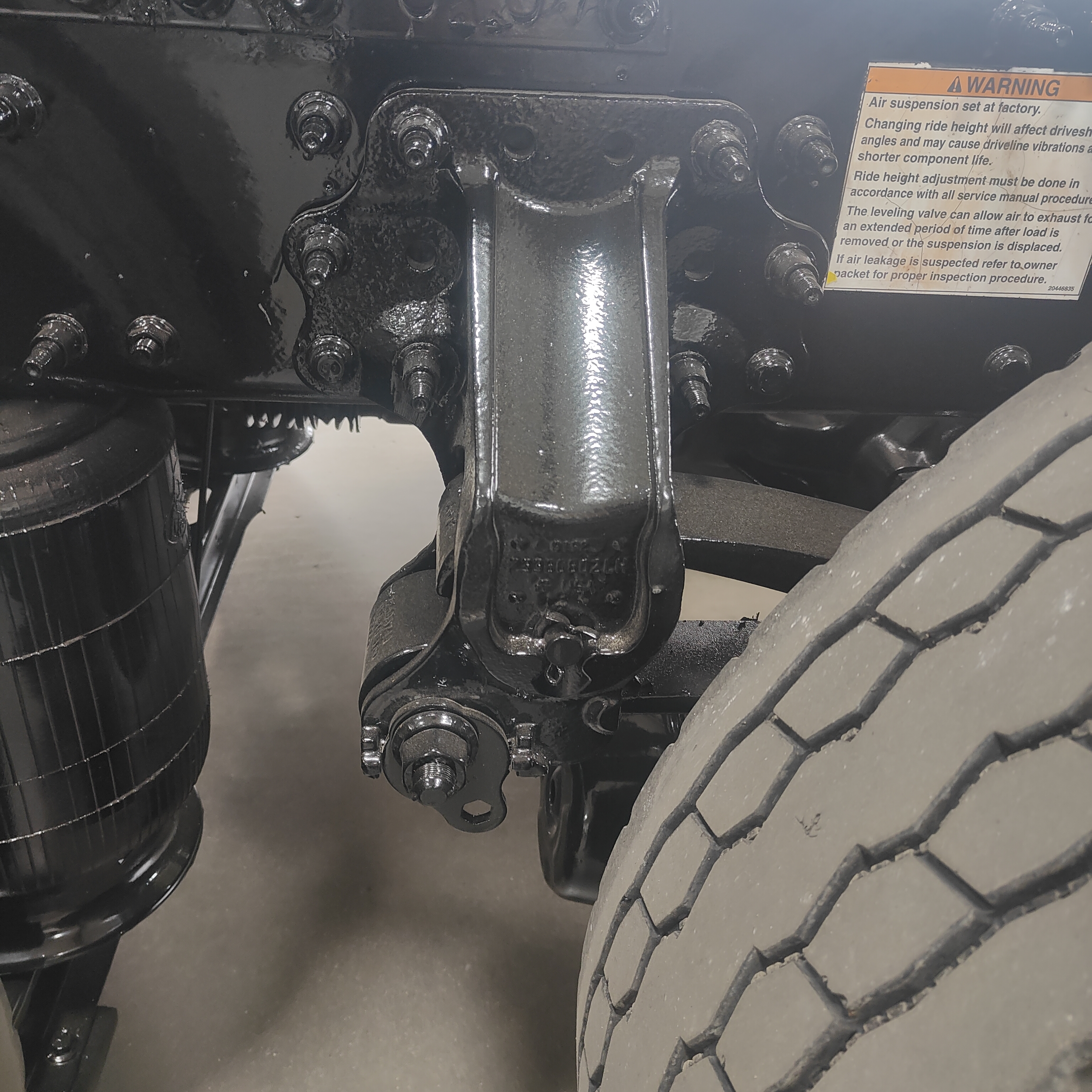 2020 Mack - image 19