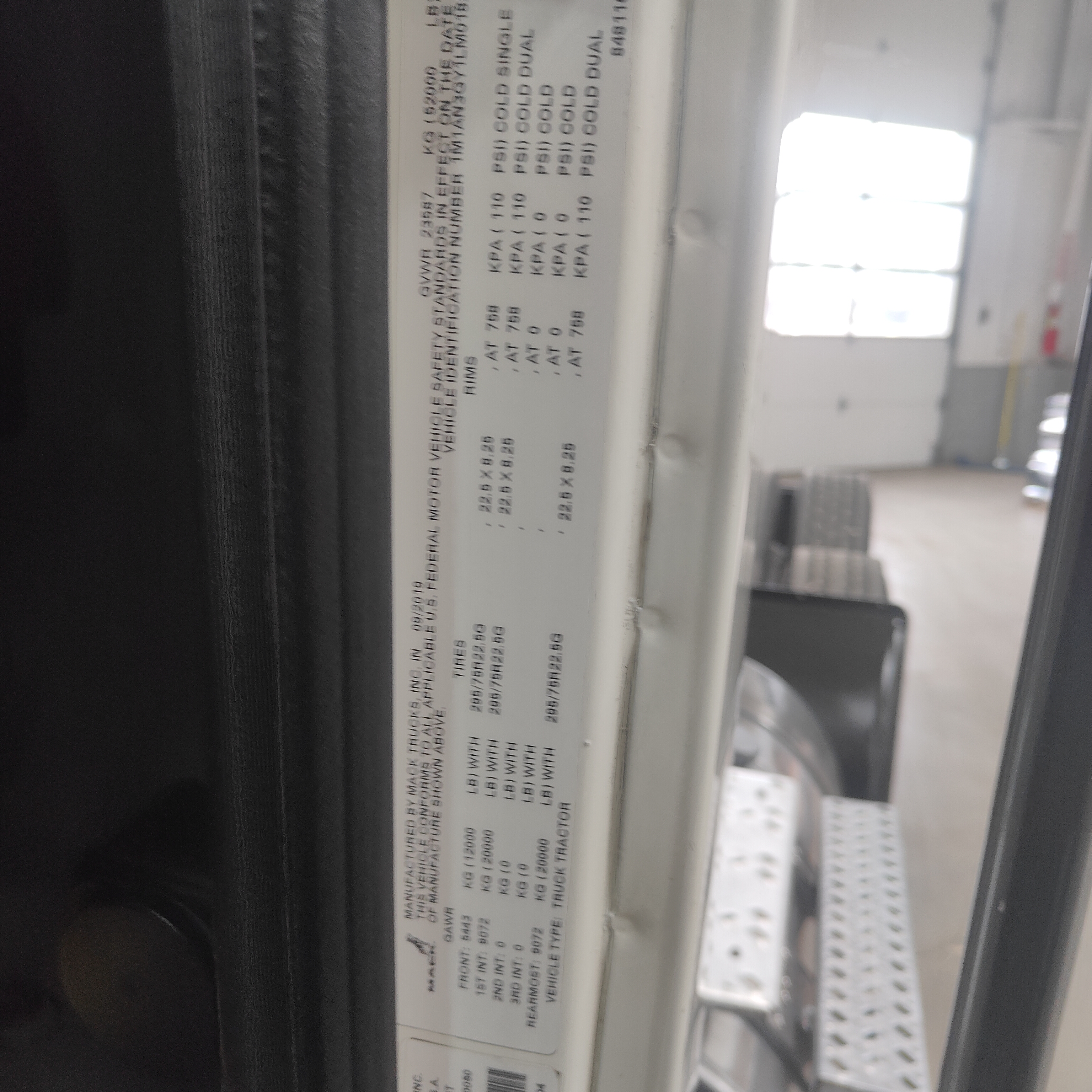 2020 Mack - image 21