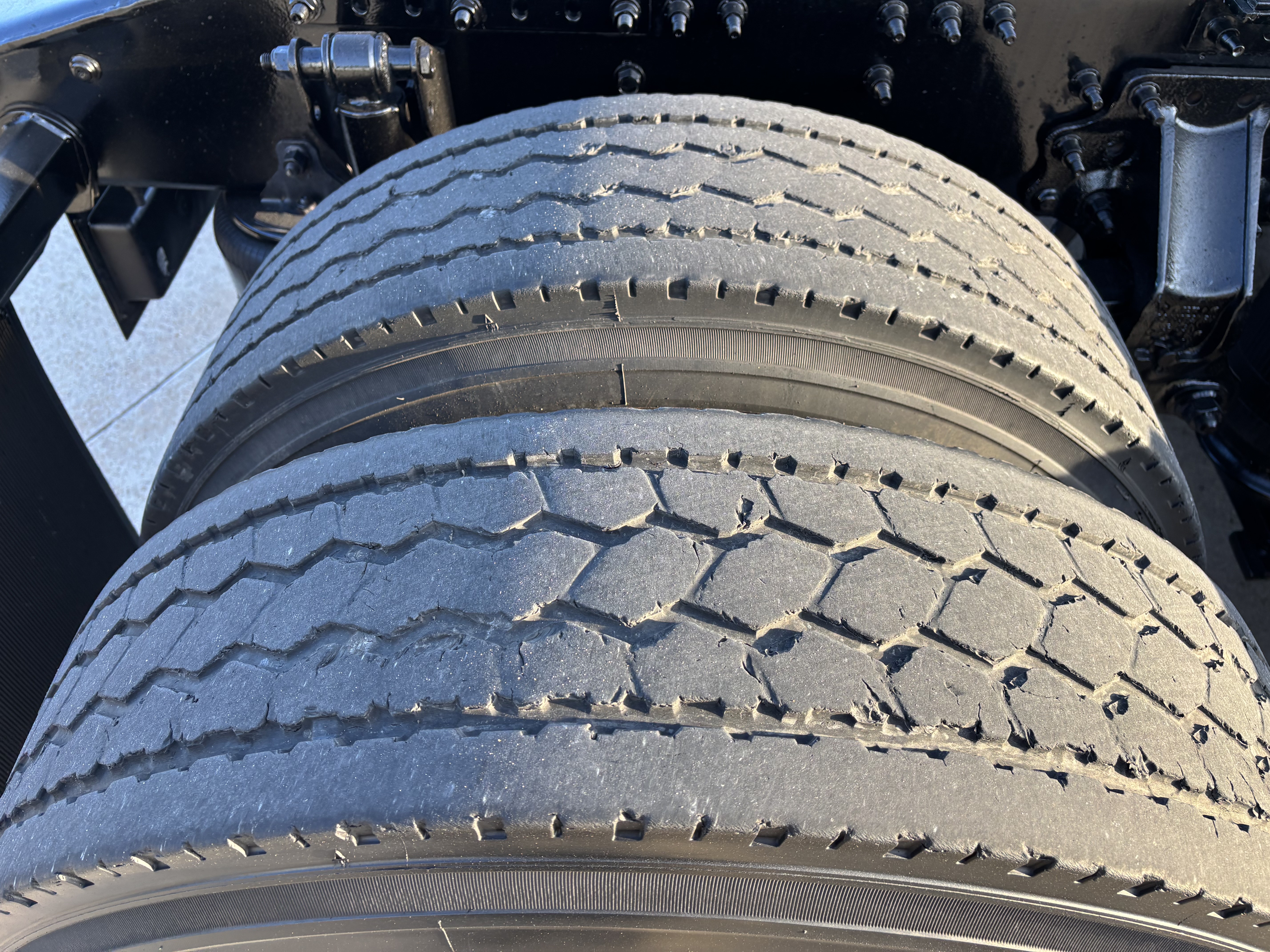 2020 Mack - image 13