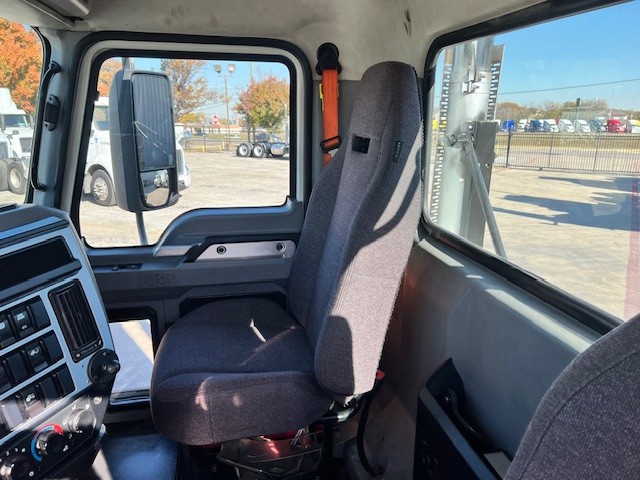 2020 Mack - image 11