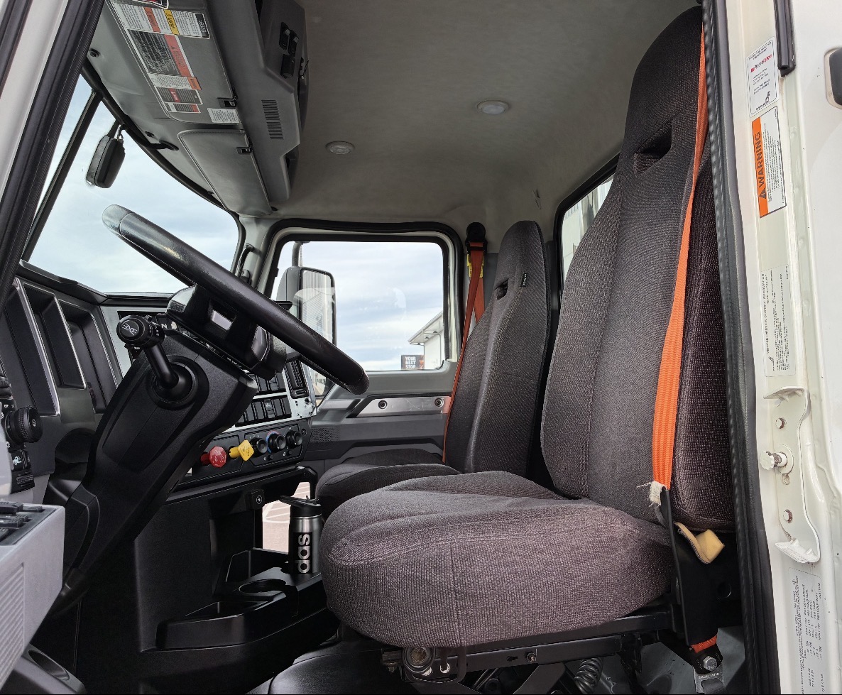 2020 Mack - image 28