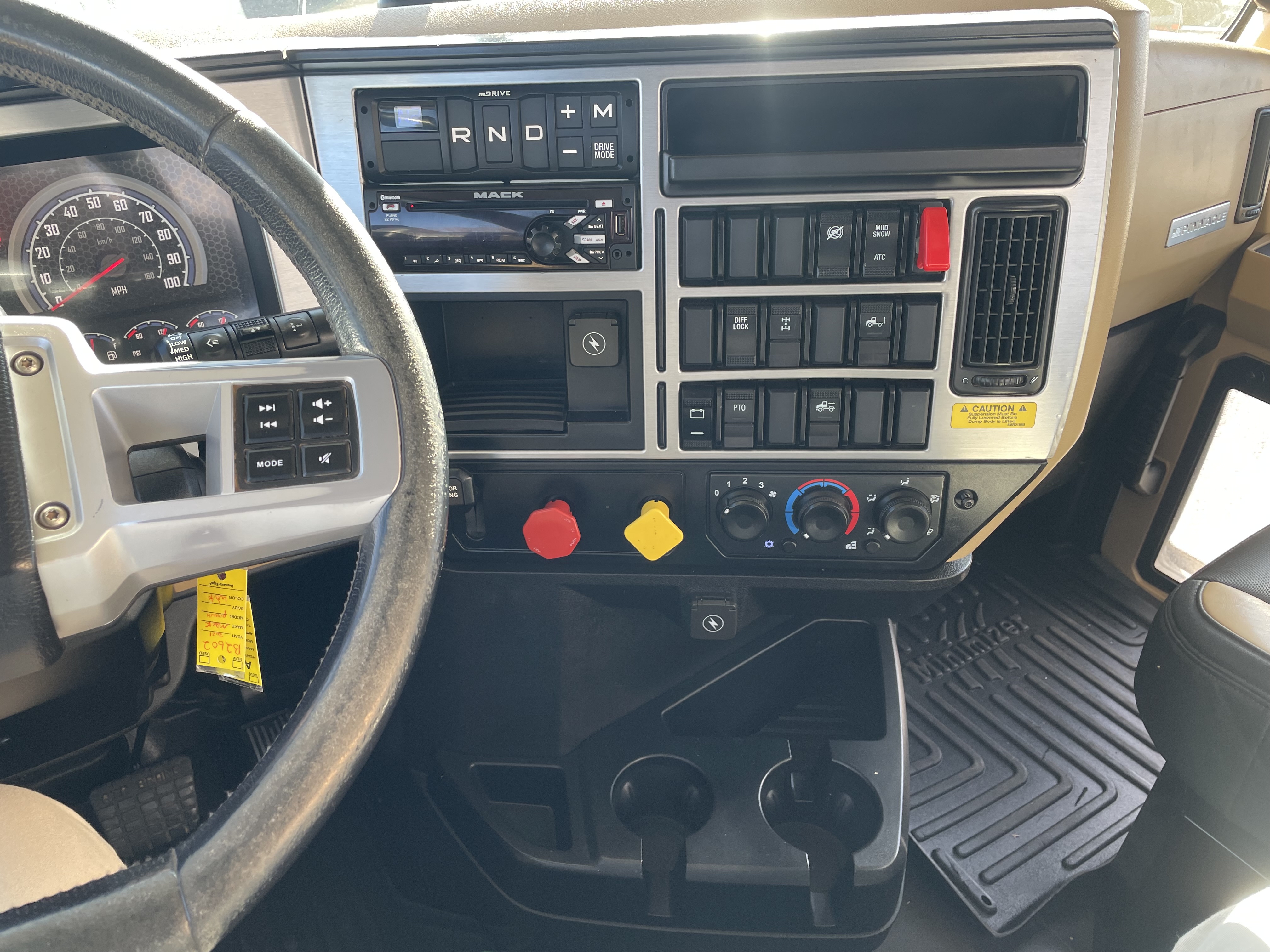 2021 Mack - image 14