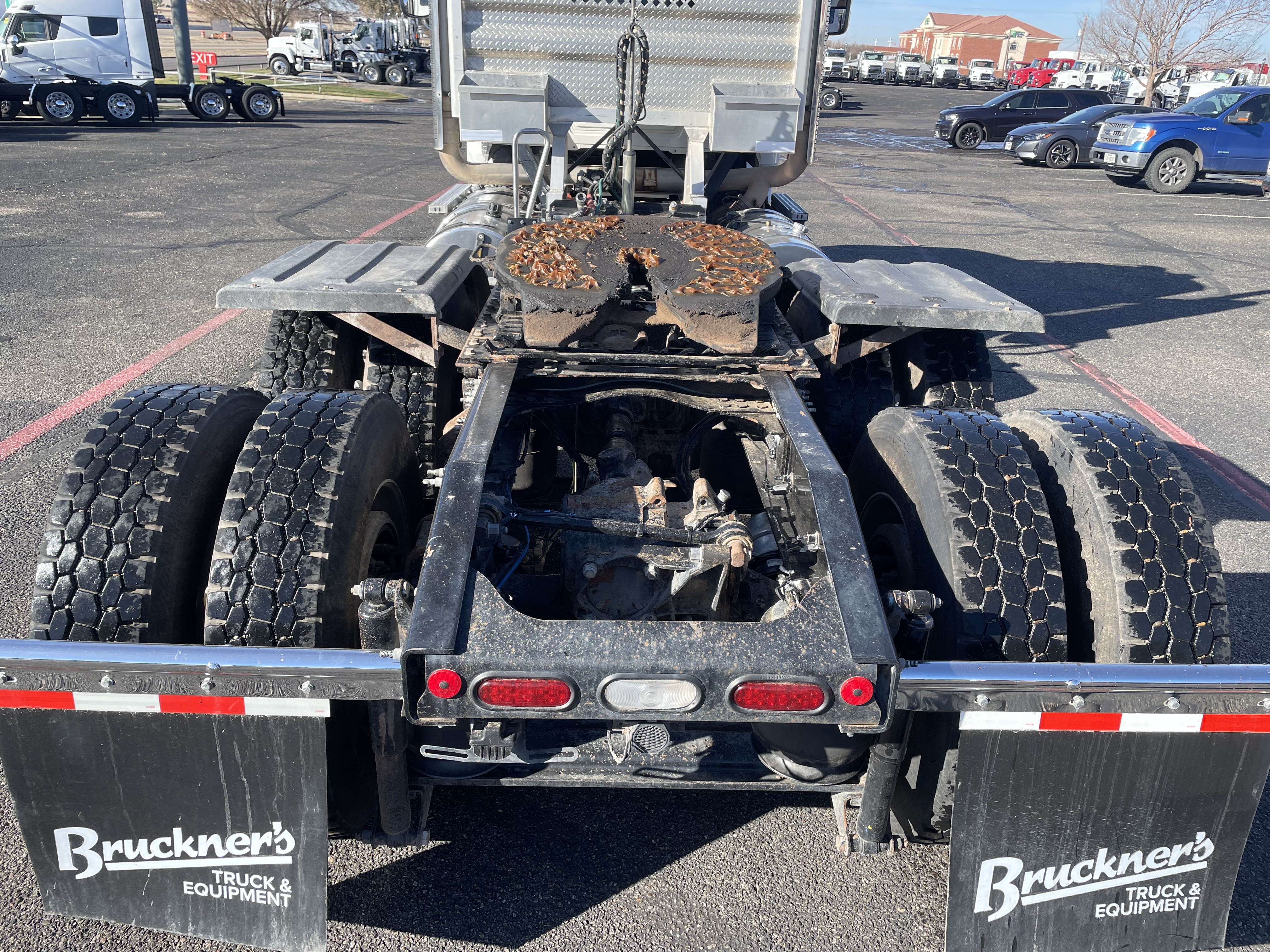 2021 Mack - image 11