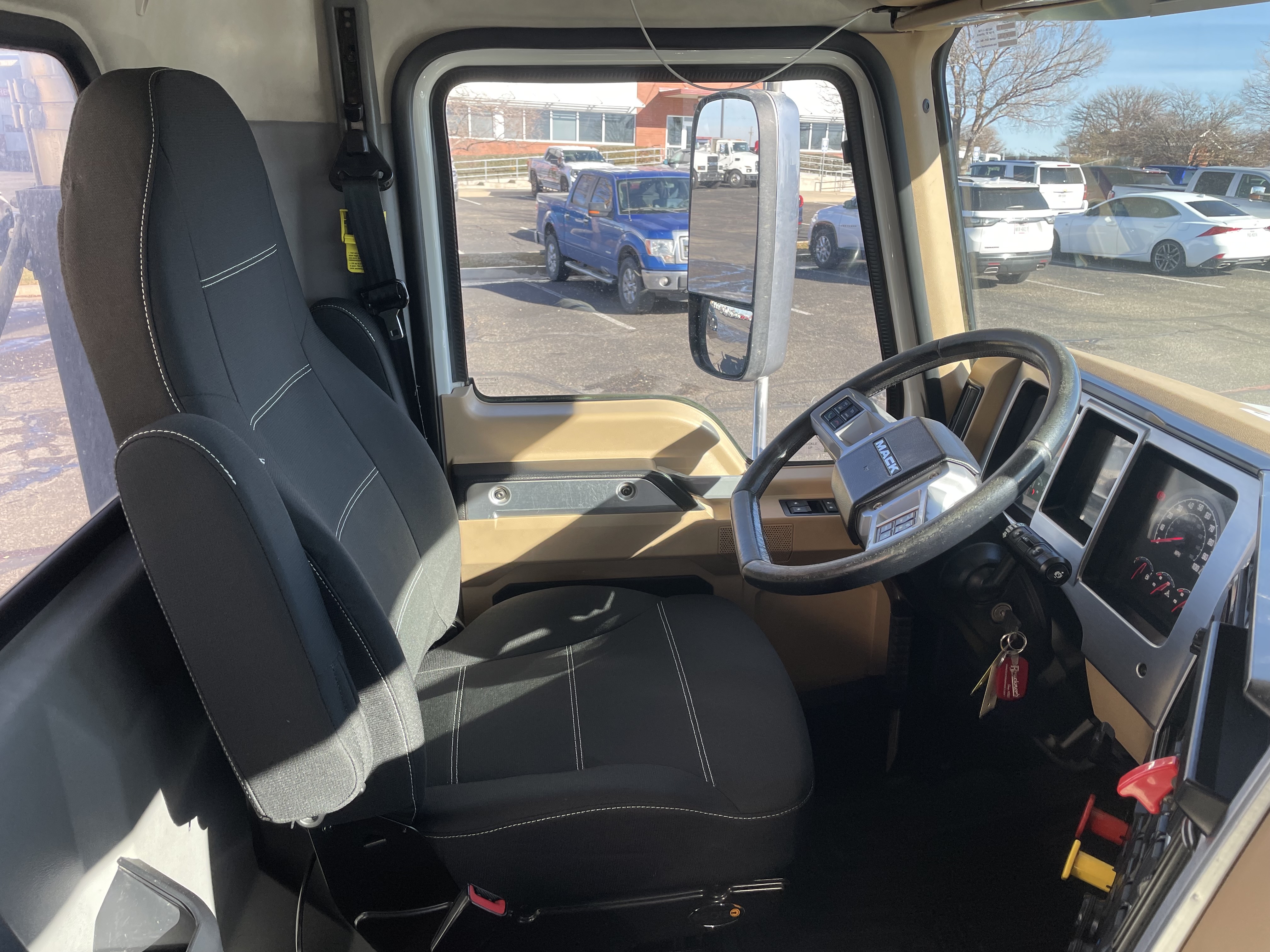 2021 Mack - image 16