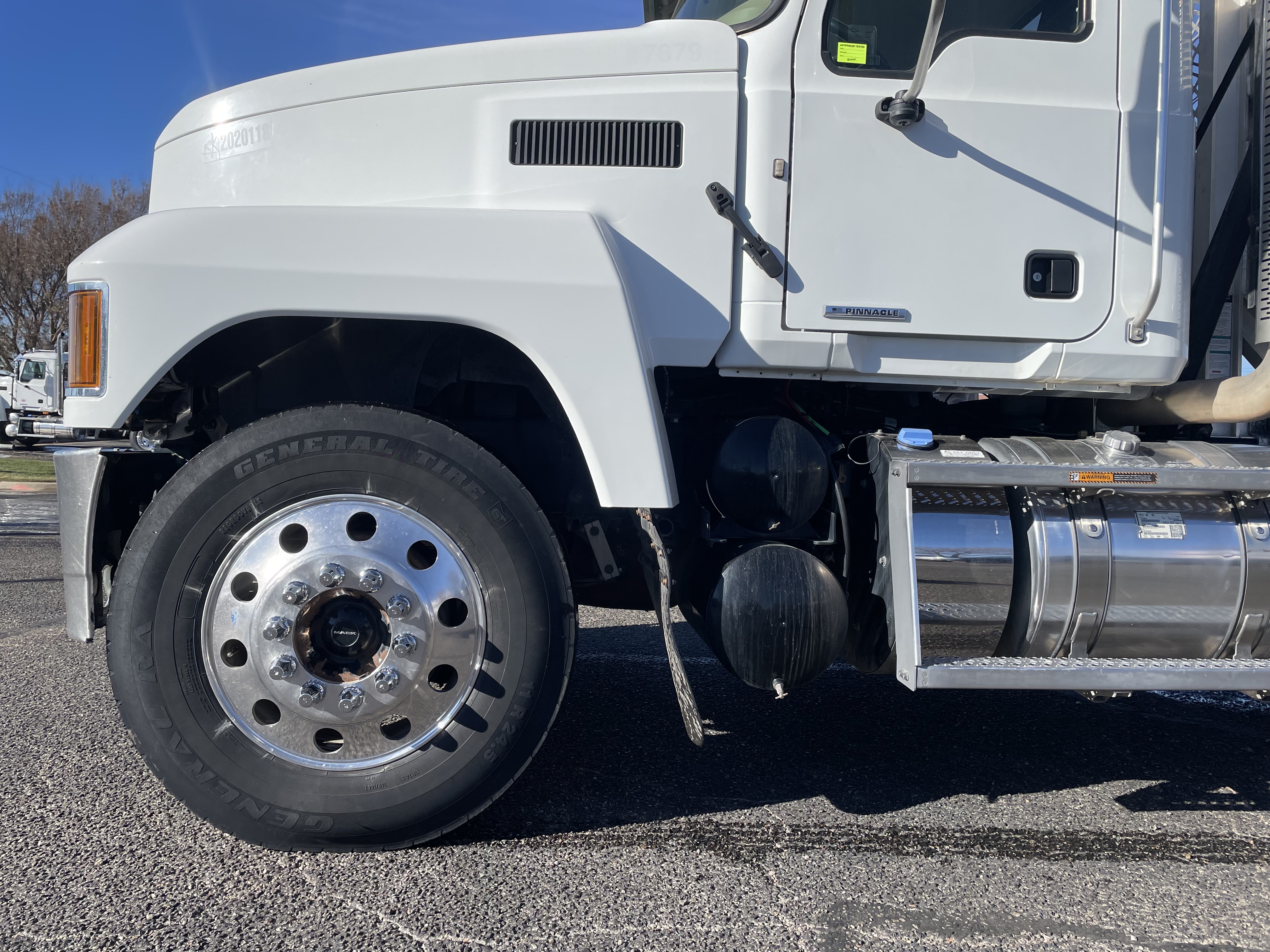 2021 Mack - image 4