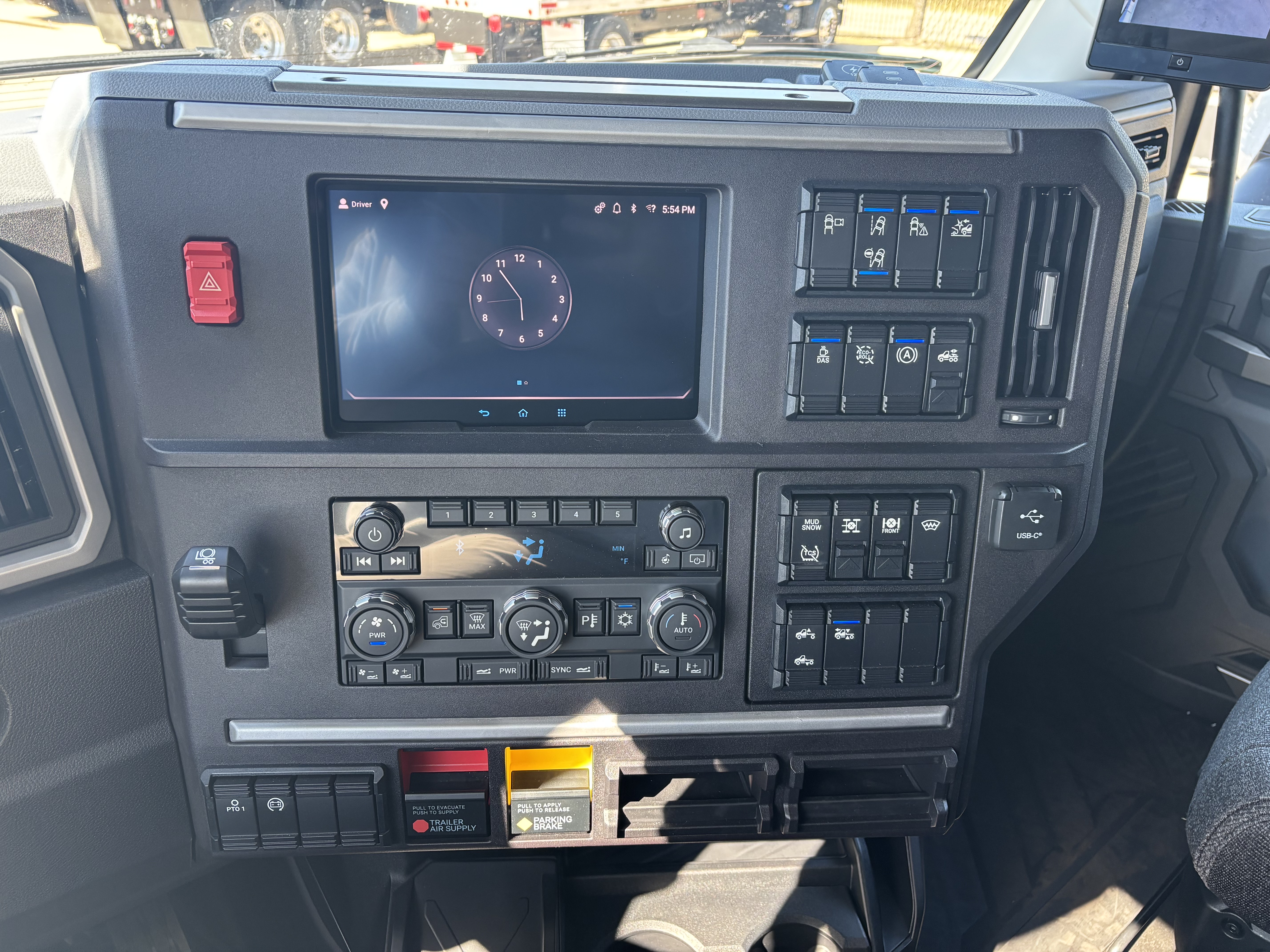 2026 Mack - image 15