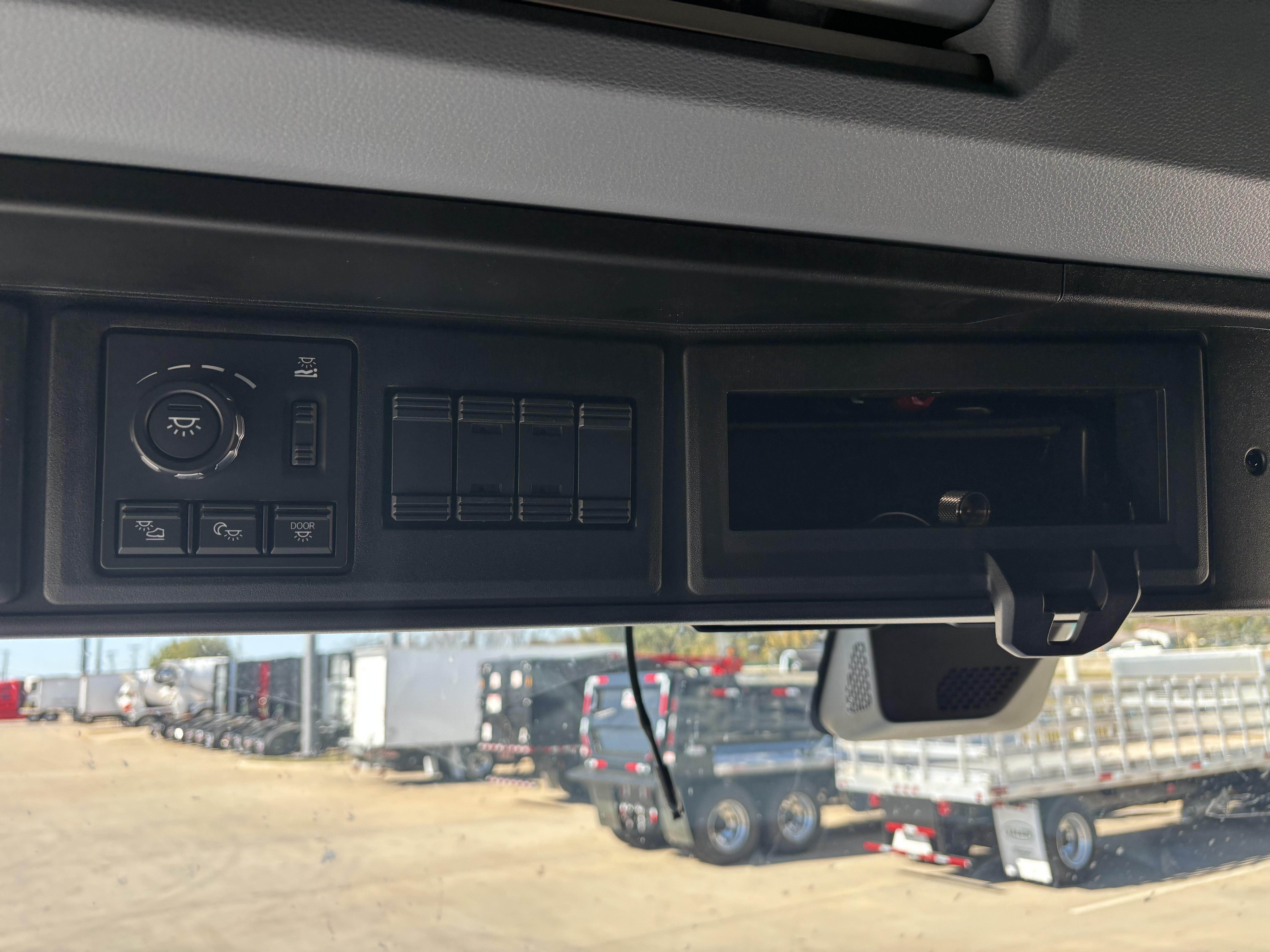 2026 Mack - image 21