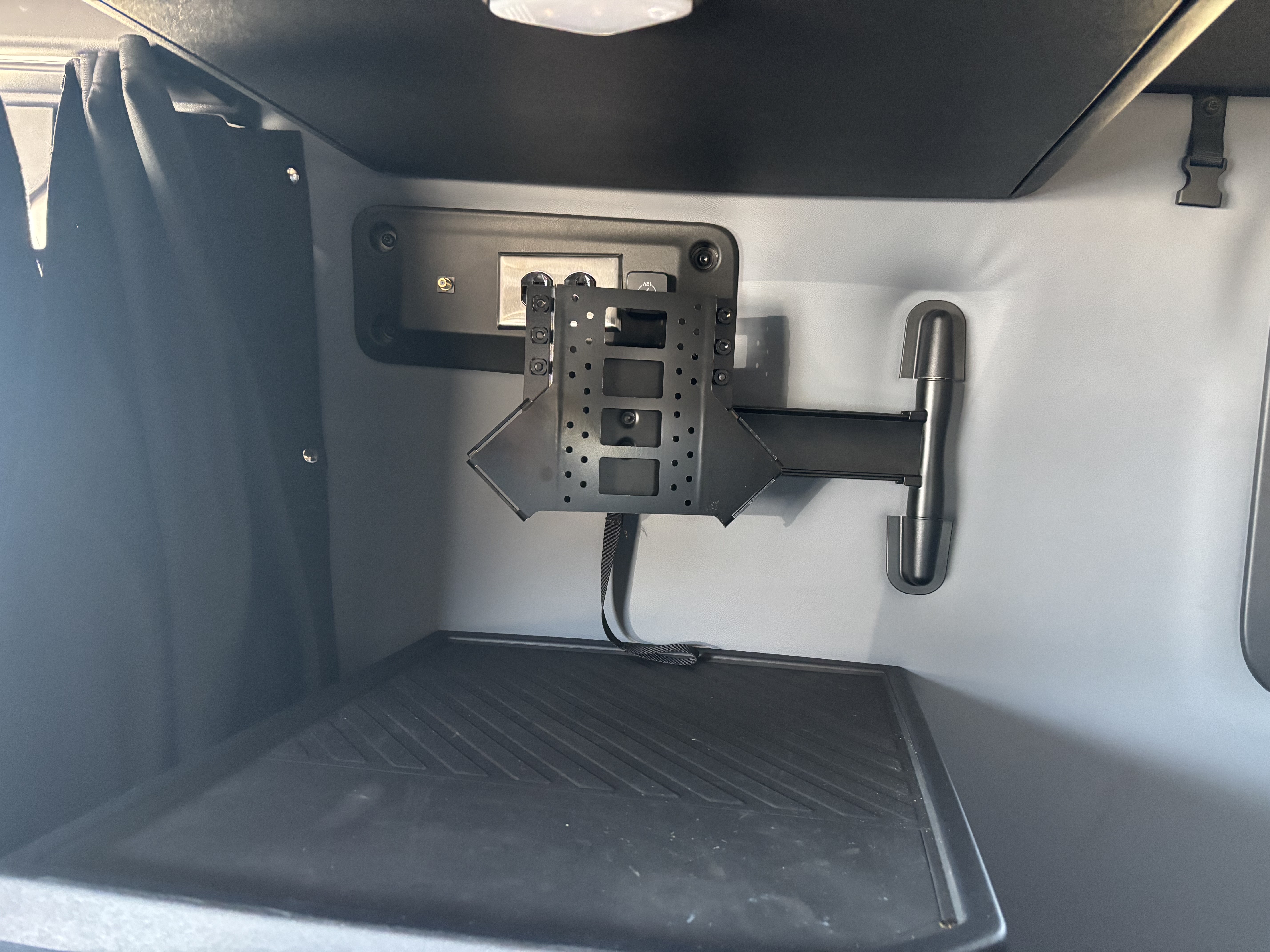 2026 Mack - image 32